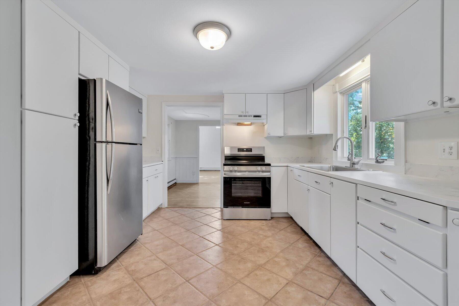 67 Lakefield Road Property Photo 12