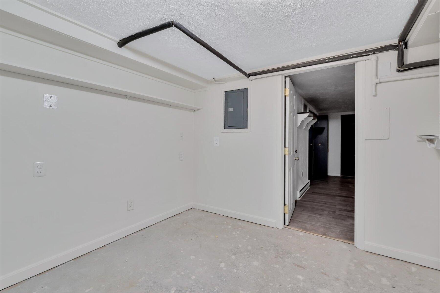 67 Lakefield Road Property Photo 27