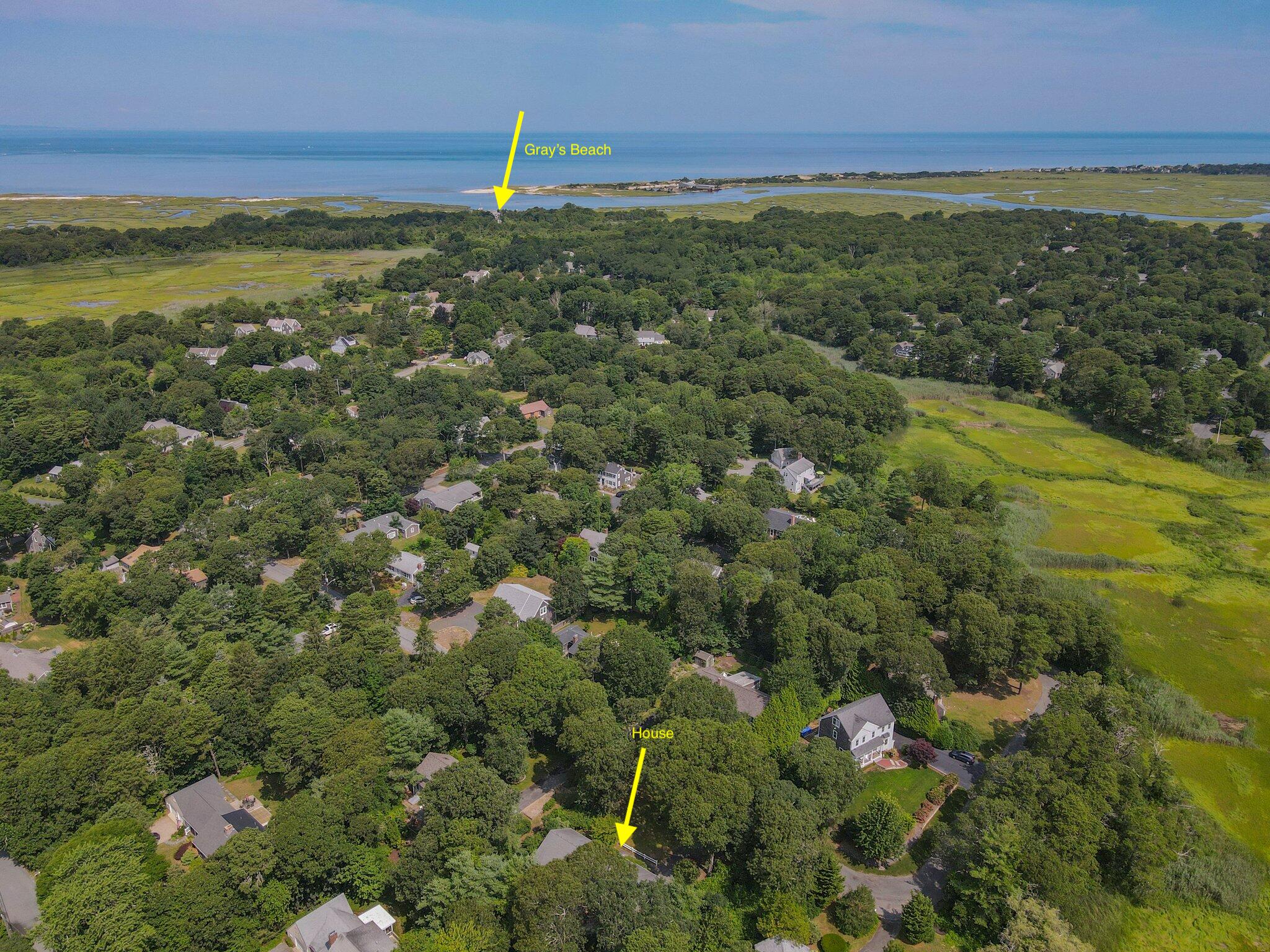33 Ellis Circle Property Photo 4