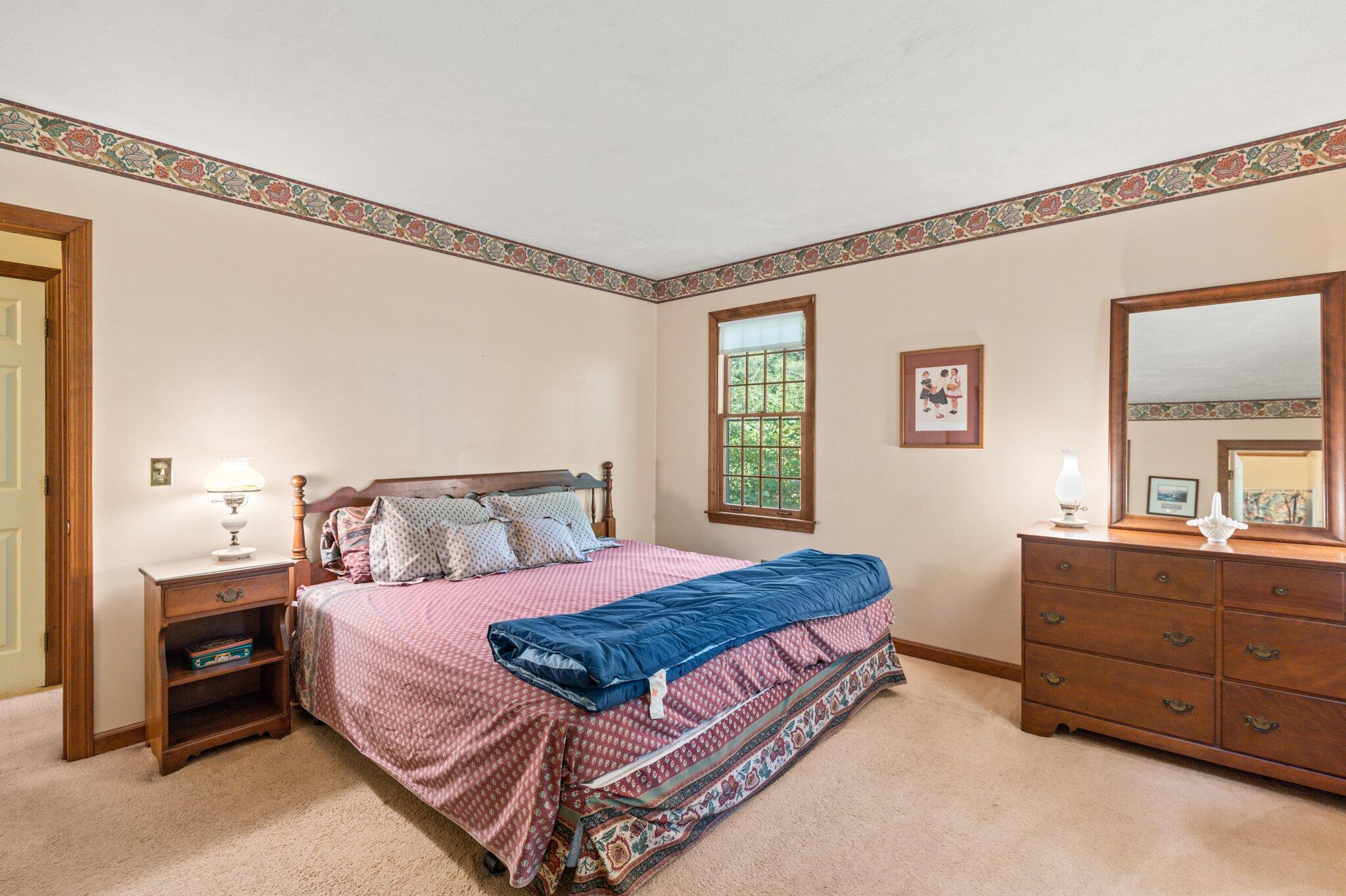 33 Ellis Circle Property Photo 16