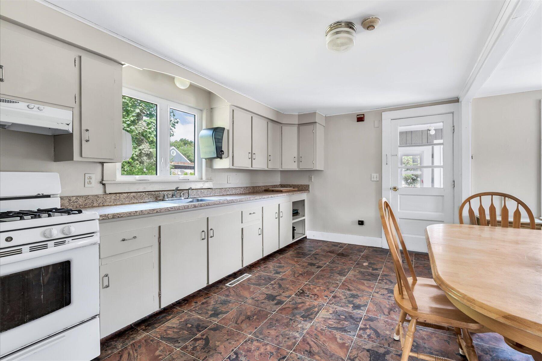 4 Cherry Street Property Photo 14