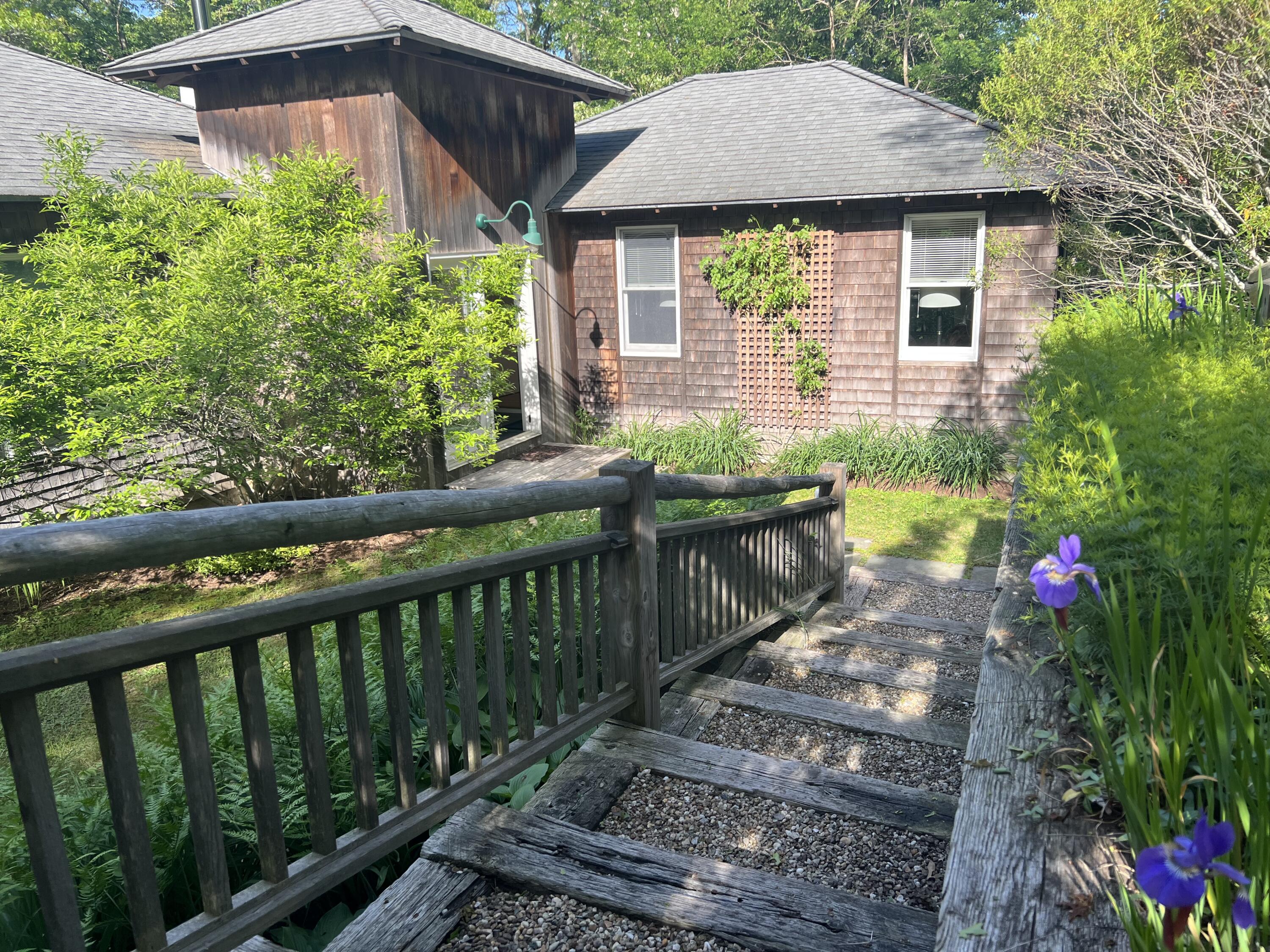 18 Sylvan Avenue Property Photo 2