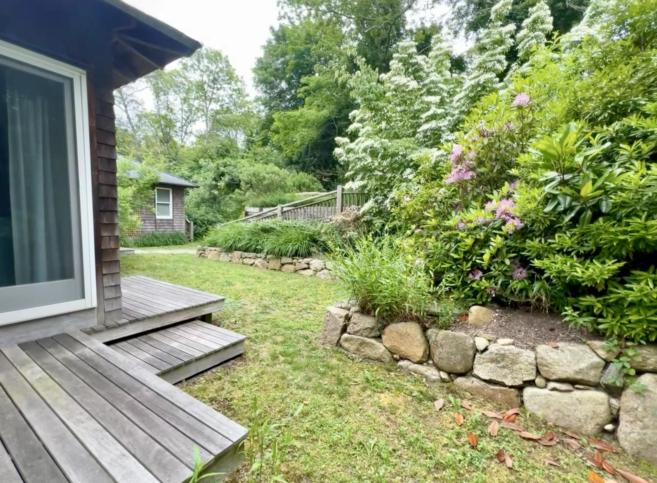 18 Sylvan Avenue Property Photo 23