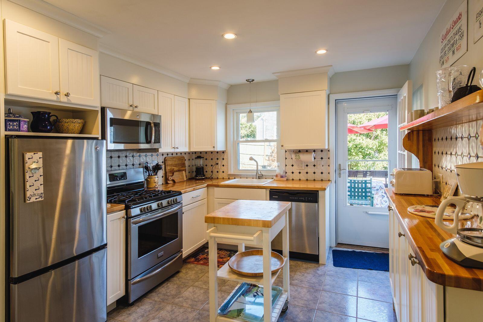 2 Huettner Road Property Photo 7