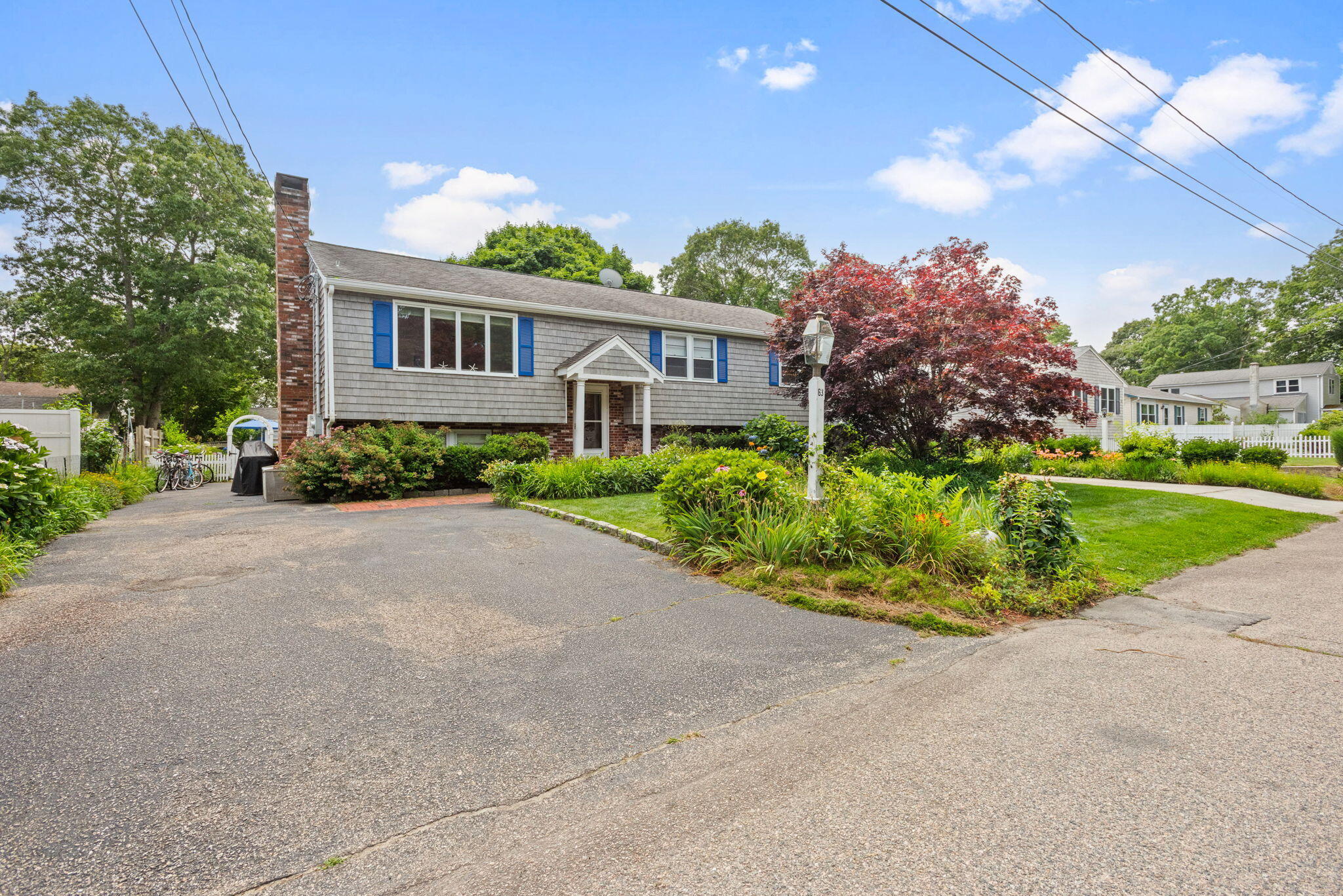 63 Ellsworth Drive Property Photo 1