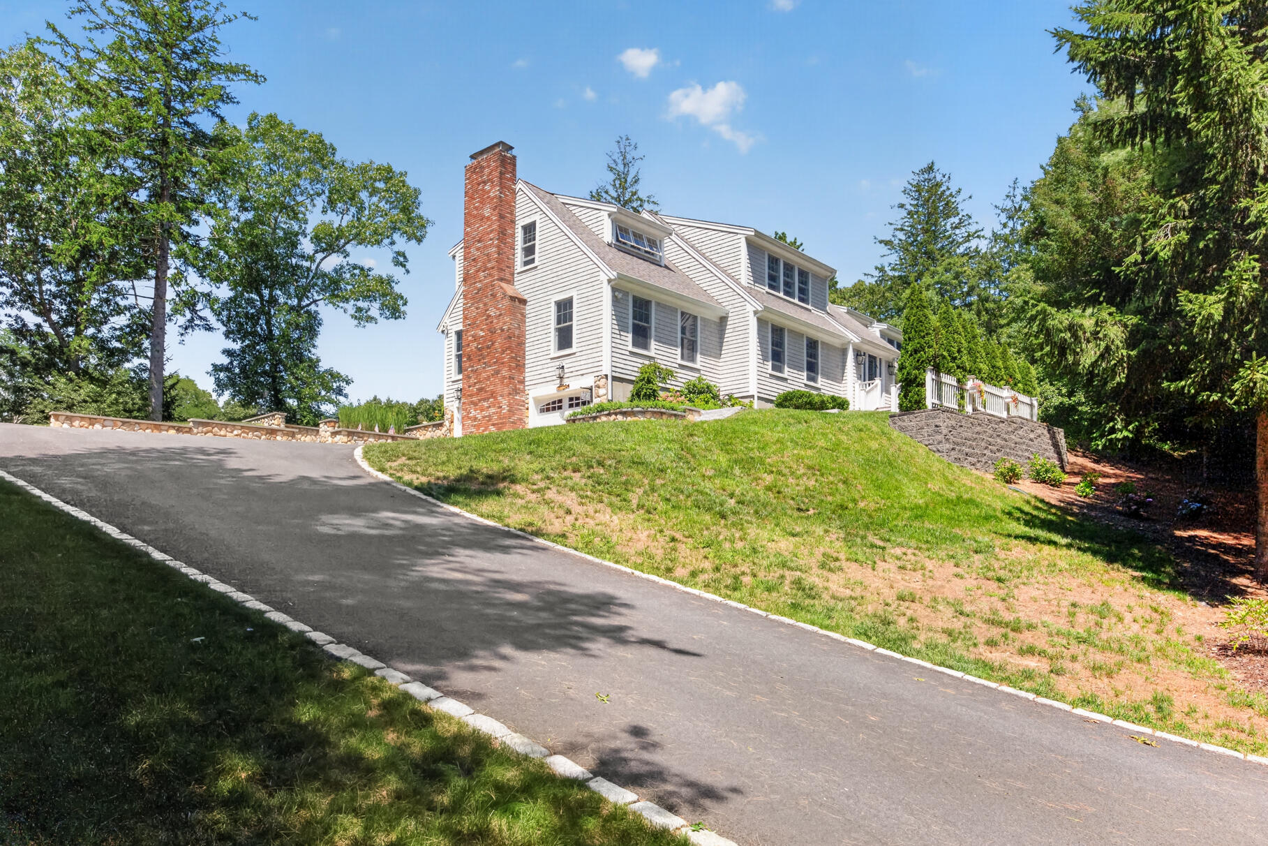 11 Long Hill Drive Property Photo 10