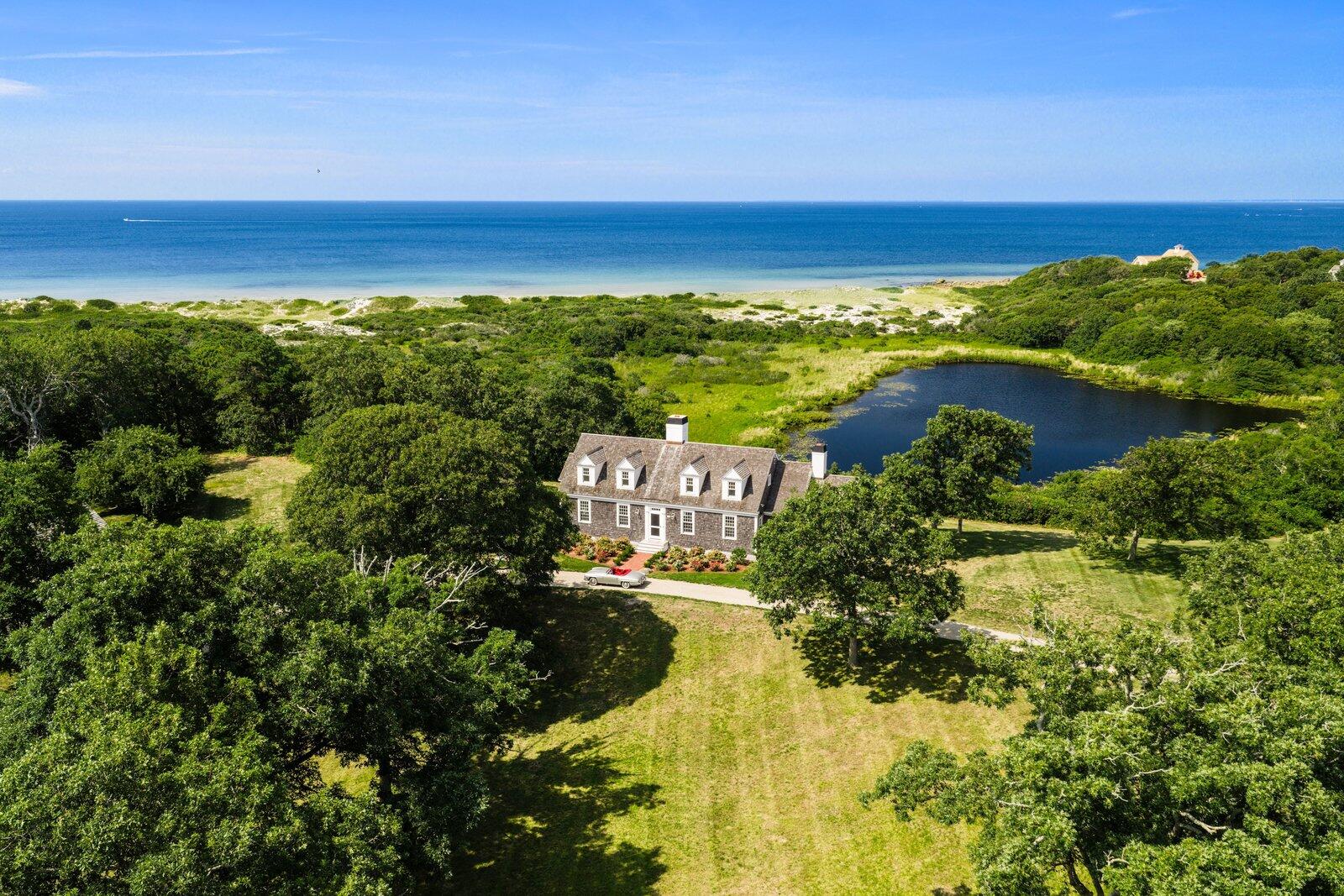 102 Sesuit Neck Road Property Photo 6