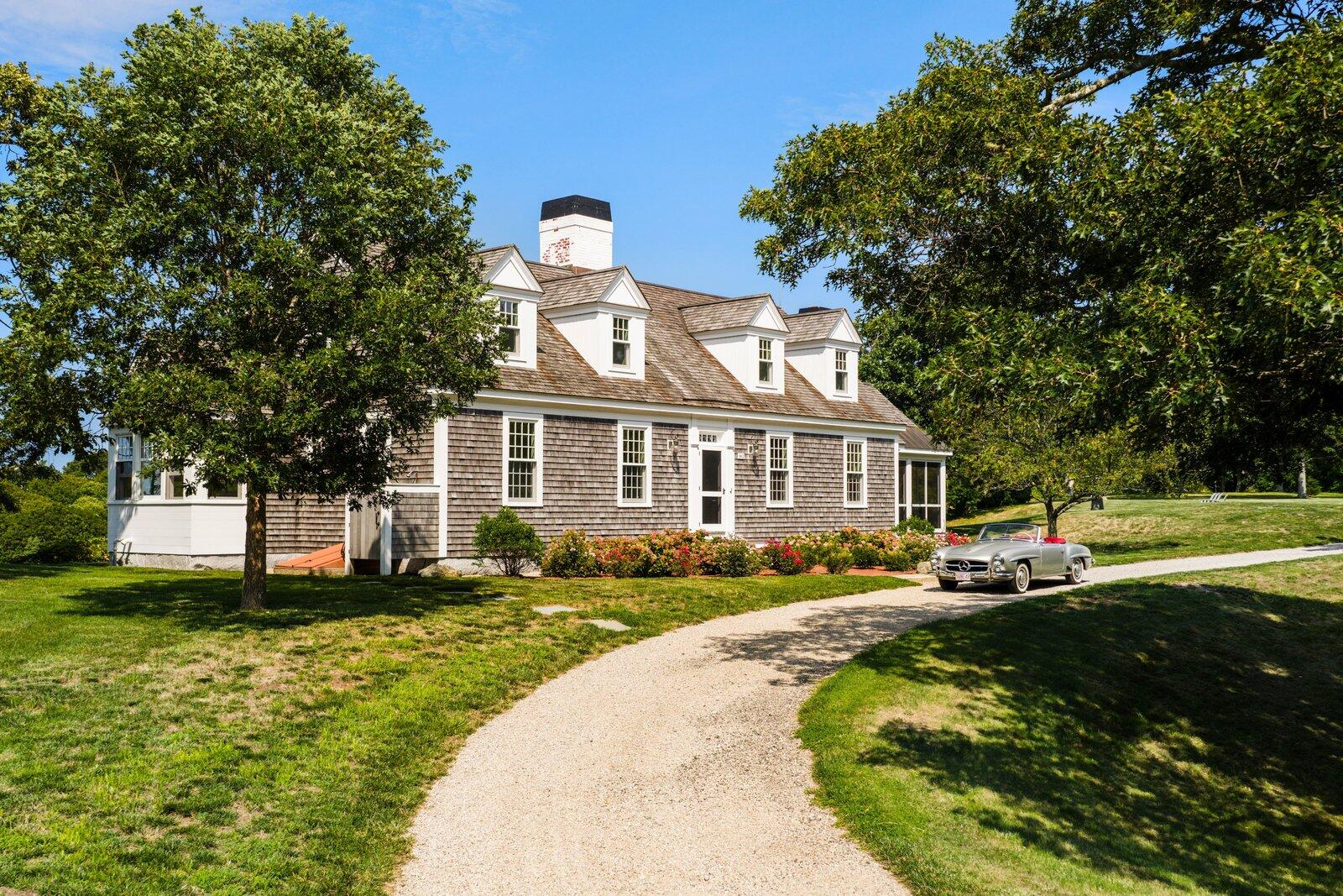 102 Sesuit Neck Road Property Photo 8