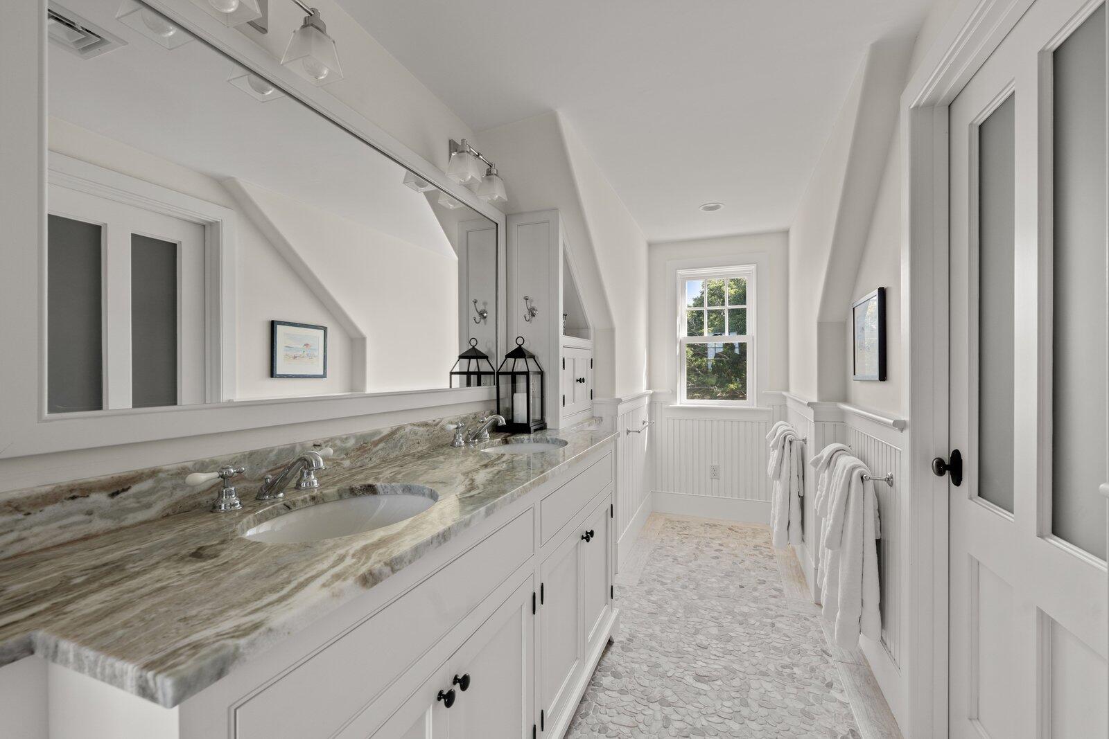 102 Sesuit Neck Road Property Photo 17