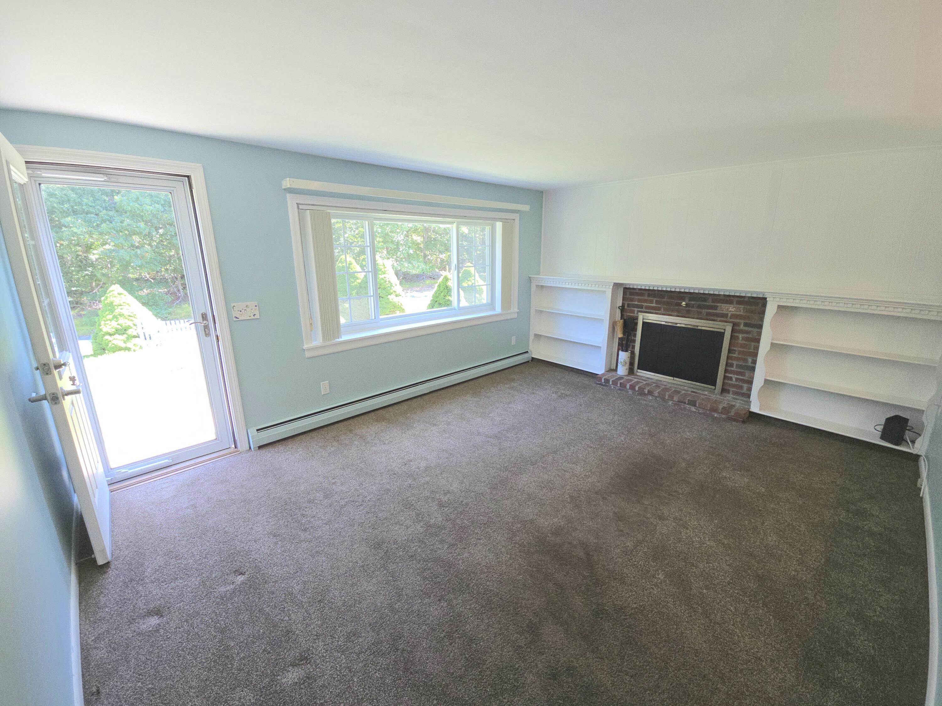 1b Walnut Street Property Photo 4
