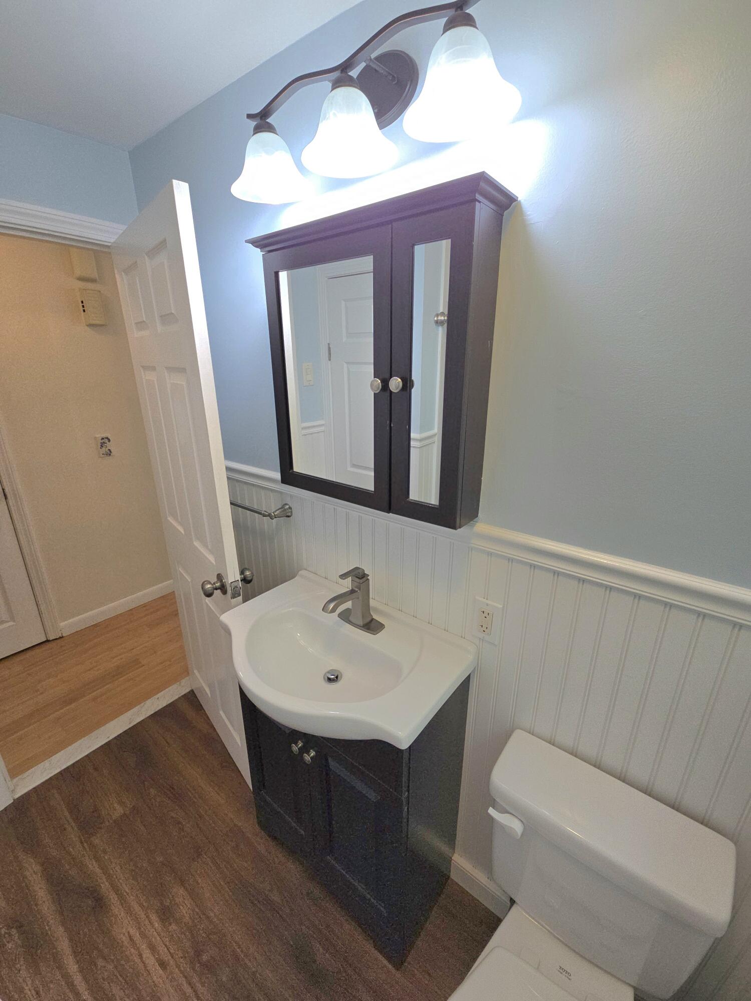 1b Walnut Street Property Photo 13
