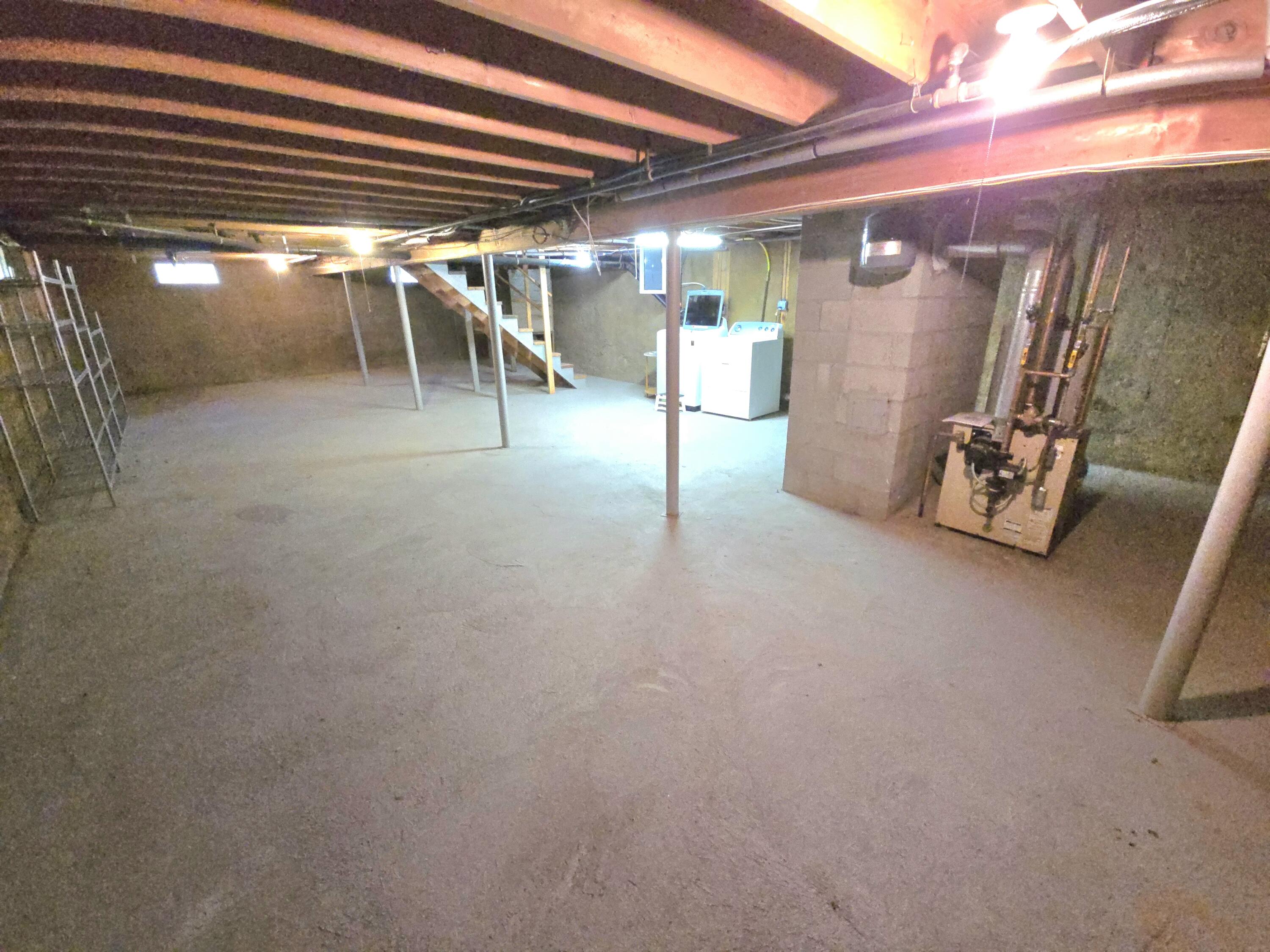 1b Walnut Street Property Photo 36