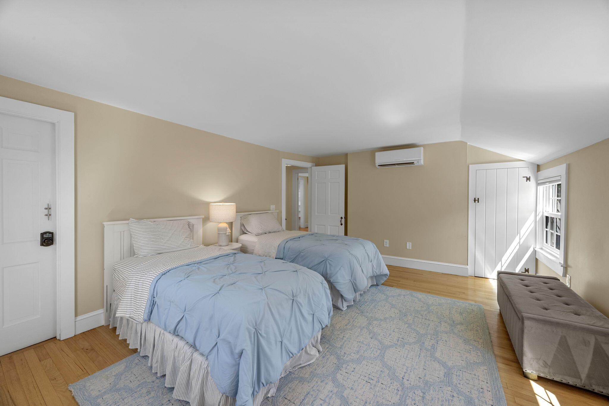 23 & 27 Swift Avenue Property Photo 28