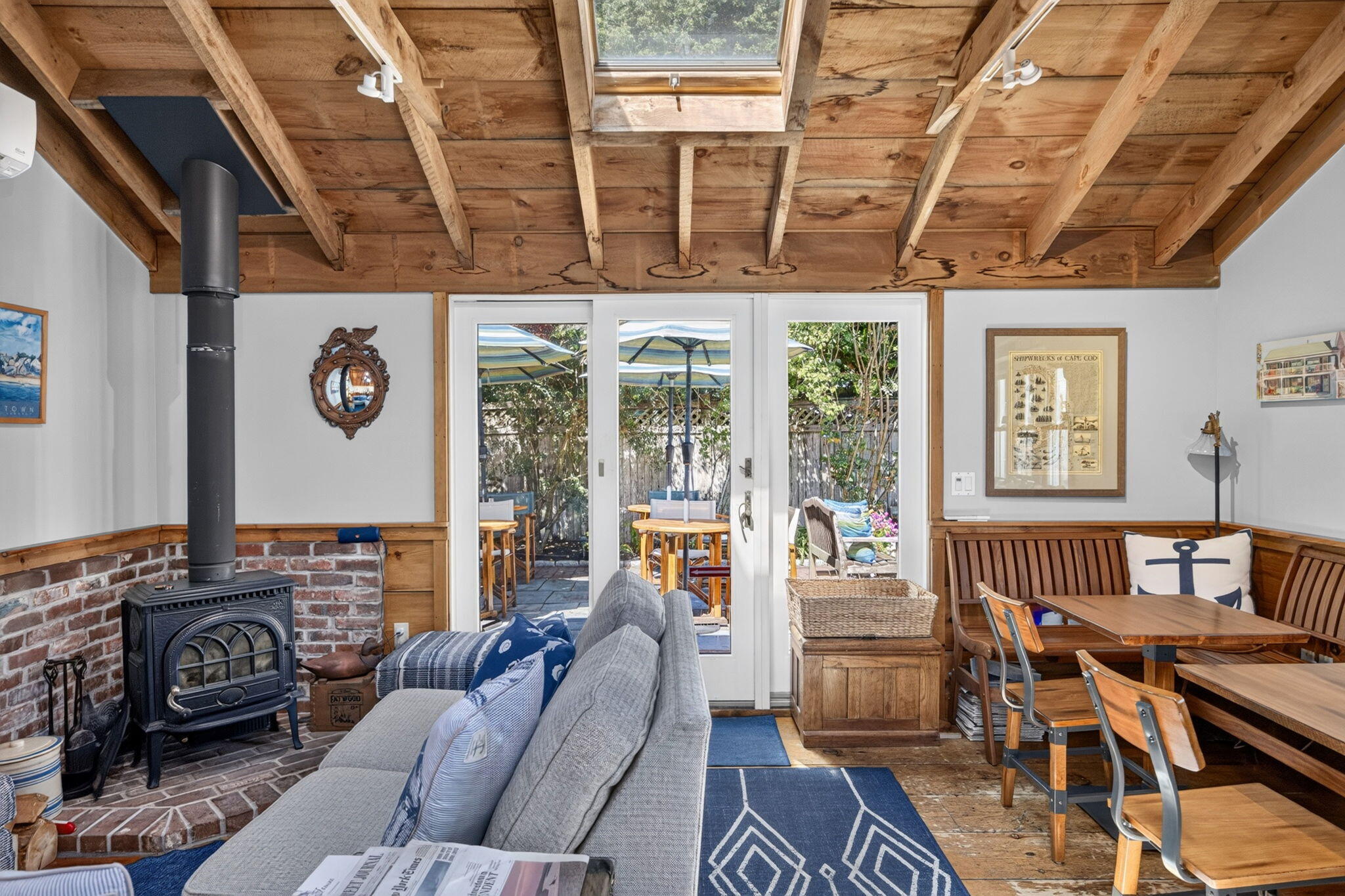 14 Court Street Property Photo 45