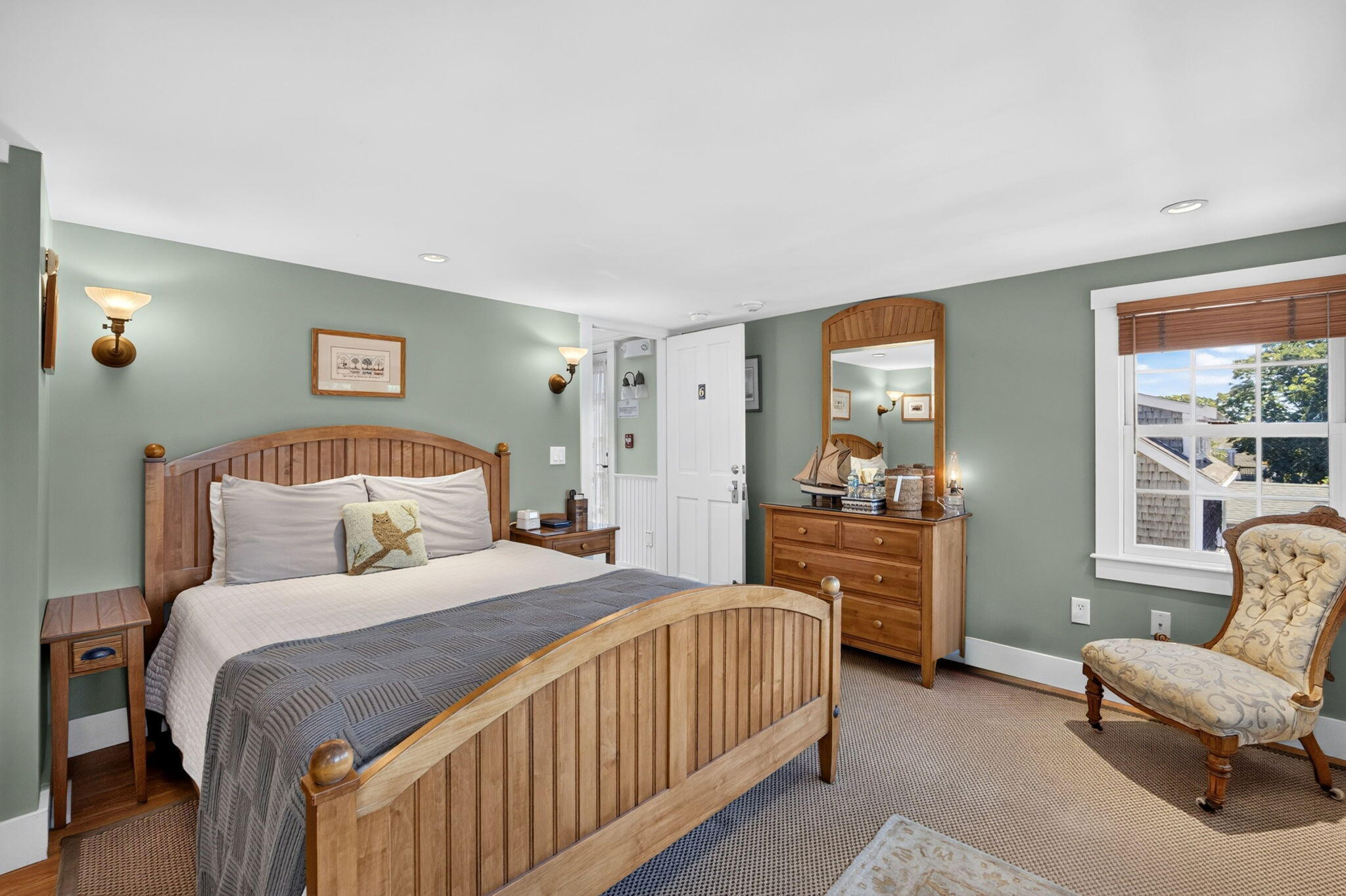 14 Court Street Property Photo 5