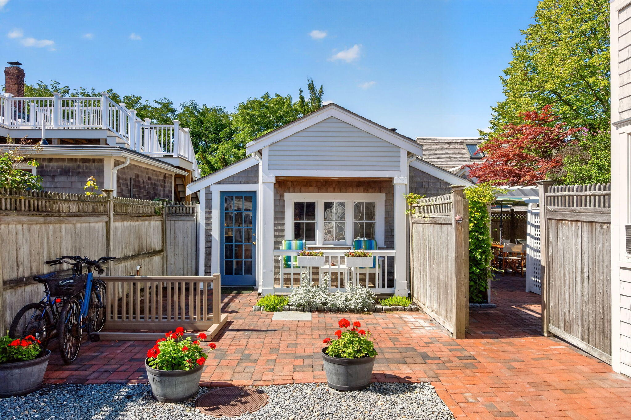 14 Court Street Property Photo 8