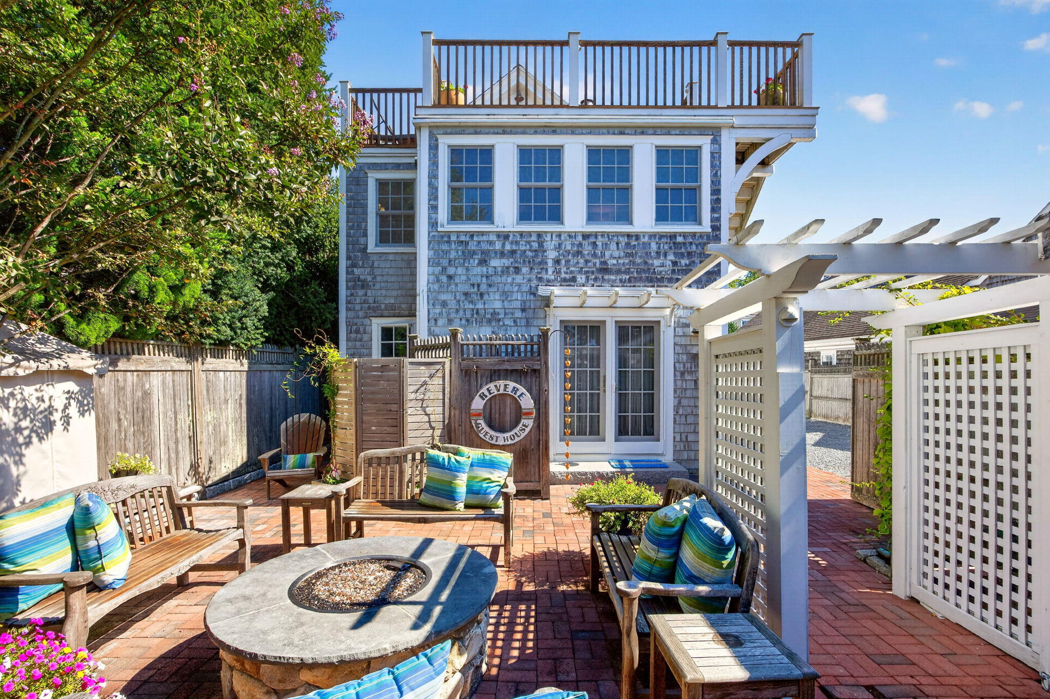 14 Court Street Property Photo 10