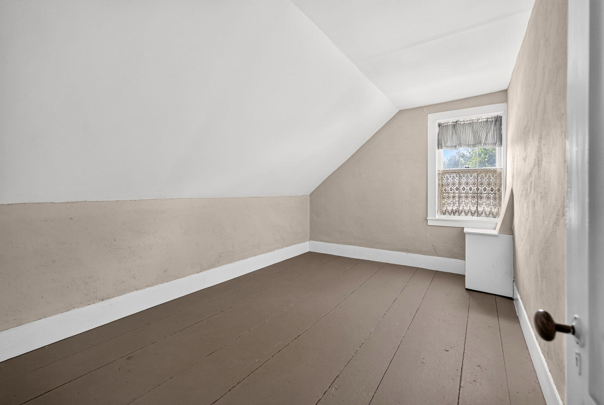 20 Liberty Street Property Photo 29