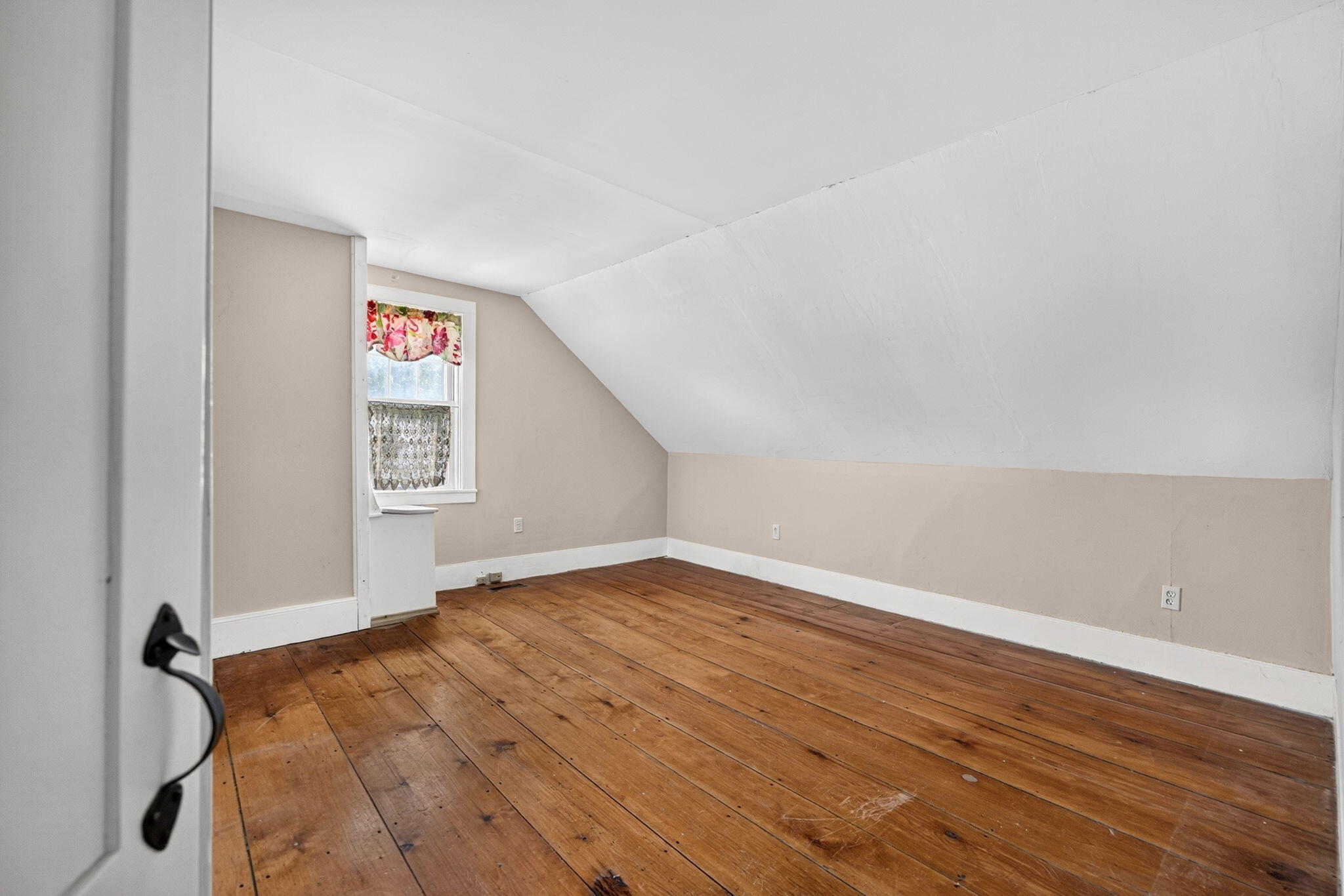 20 Liberty Street Property Photo 30