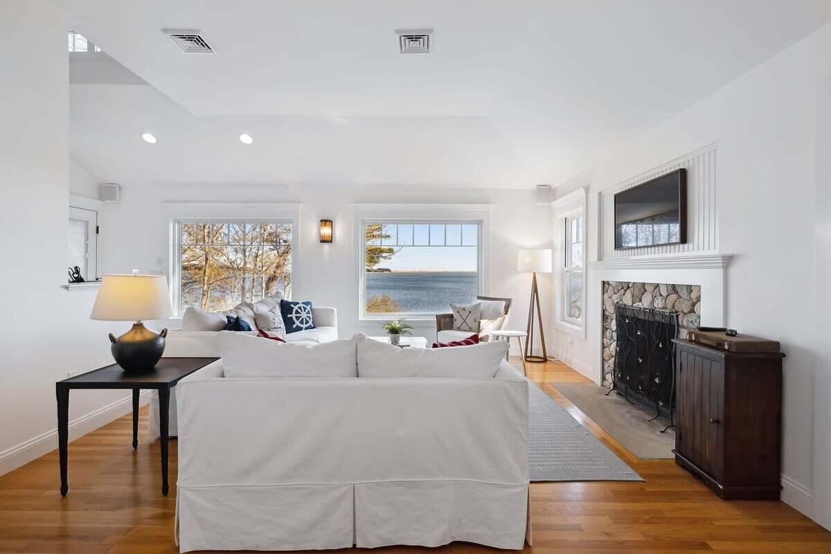 135-137 Portanimicut Road Property Photo 15