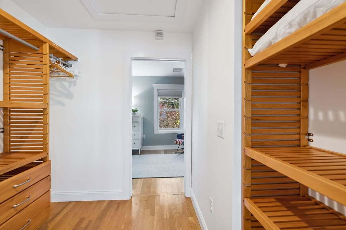 135-137 Portanimicut Road Property Photo 38
