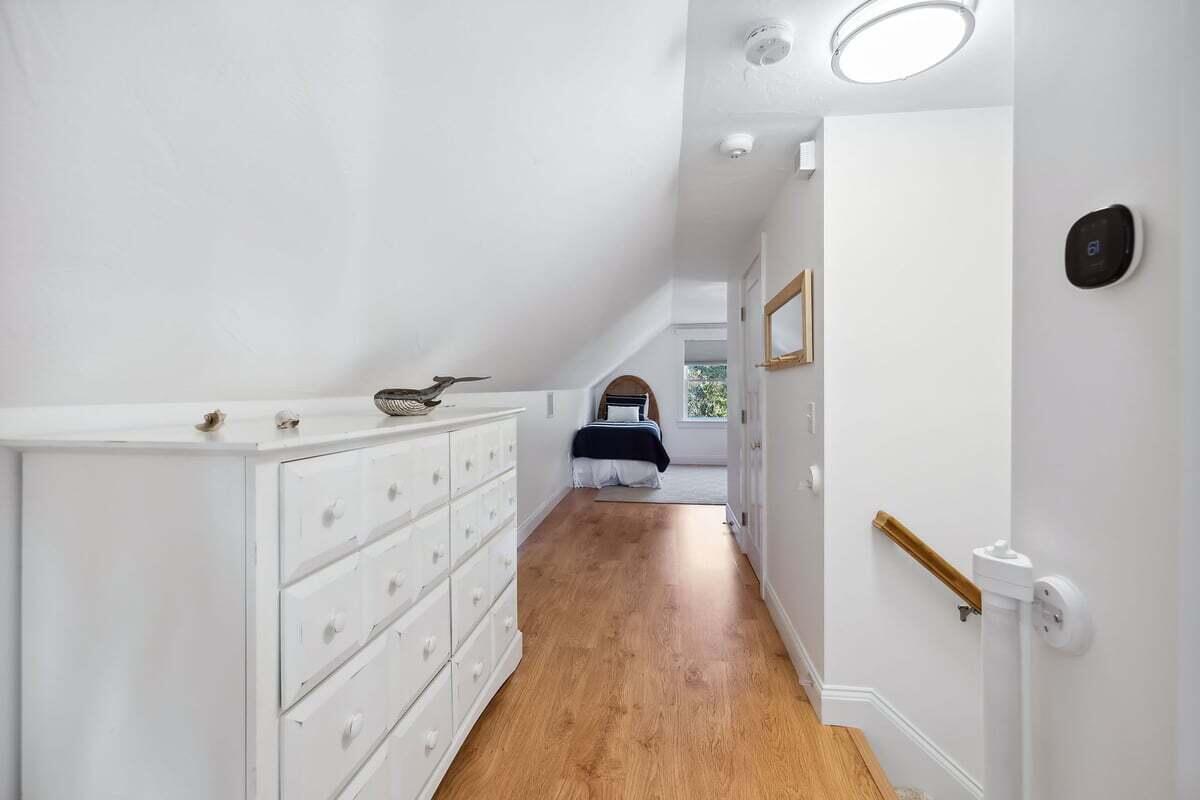 135-137 Portanimicut Road Property Photo 63