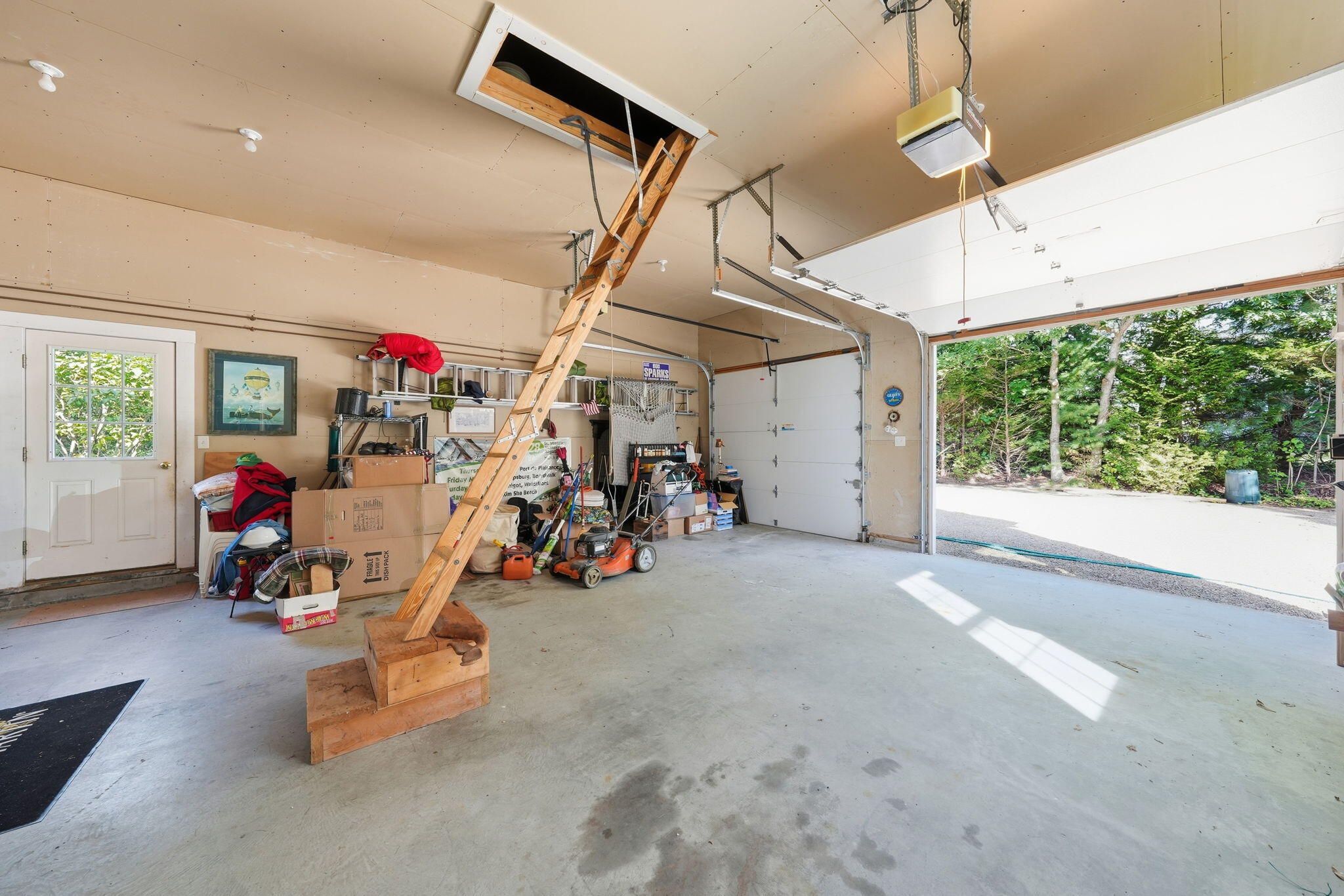 10 Woodhaven Drive Property Photo 45