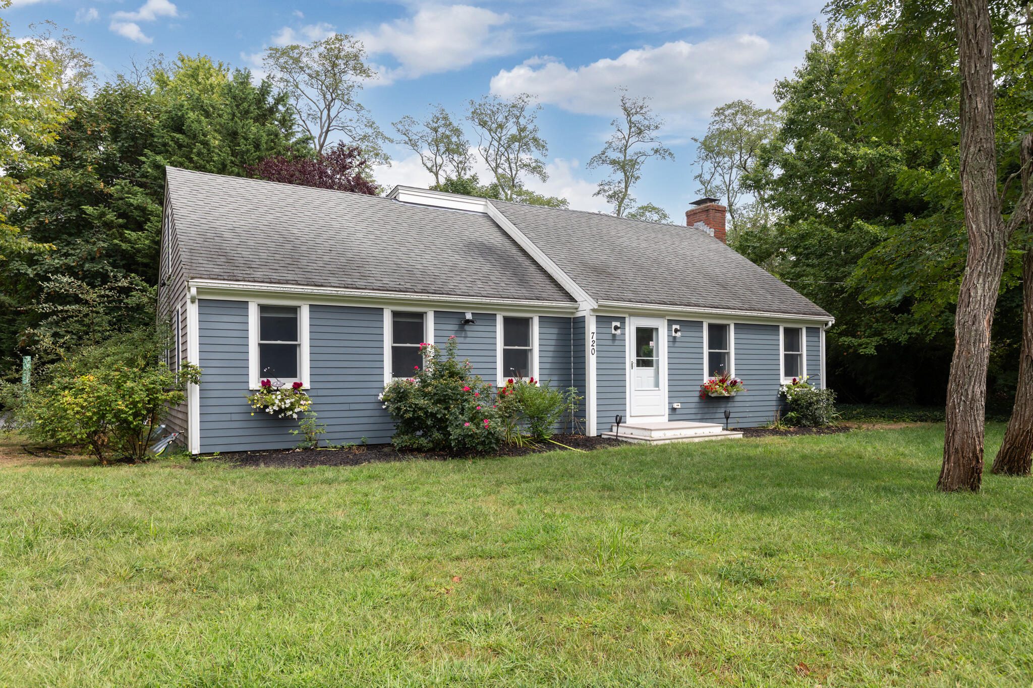 720 Massasoit Road Property Photo 1