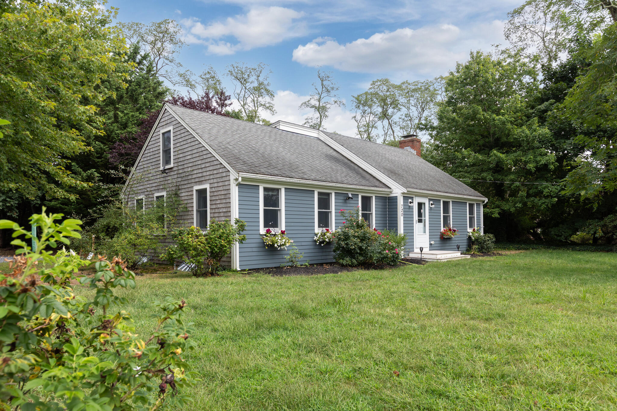 720 Massasoit Road Property Photo 3