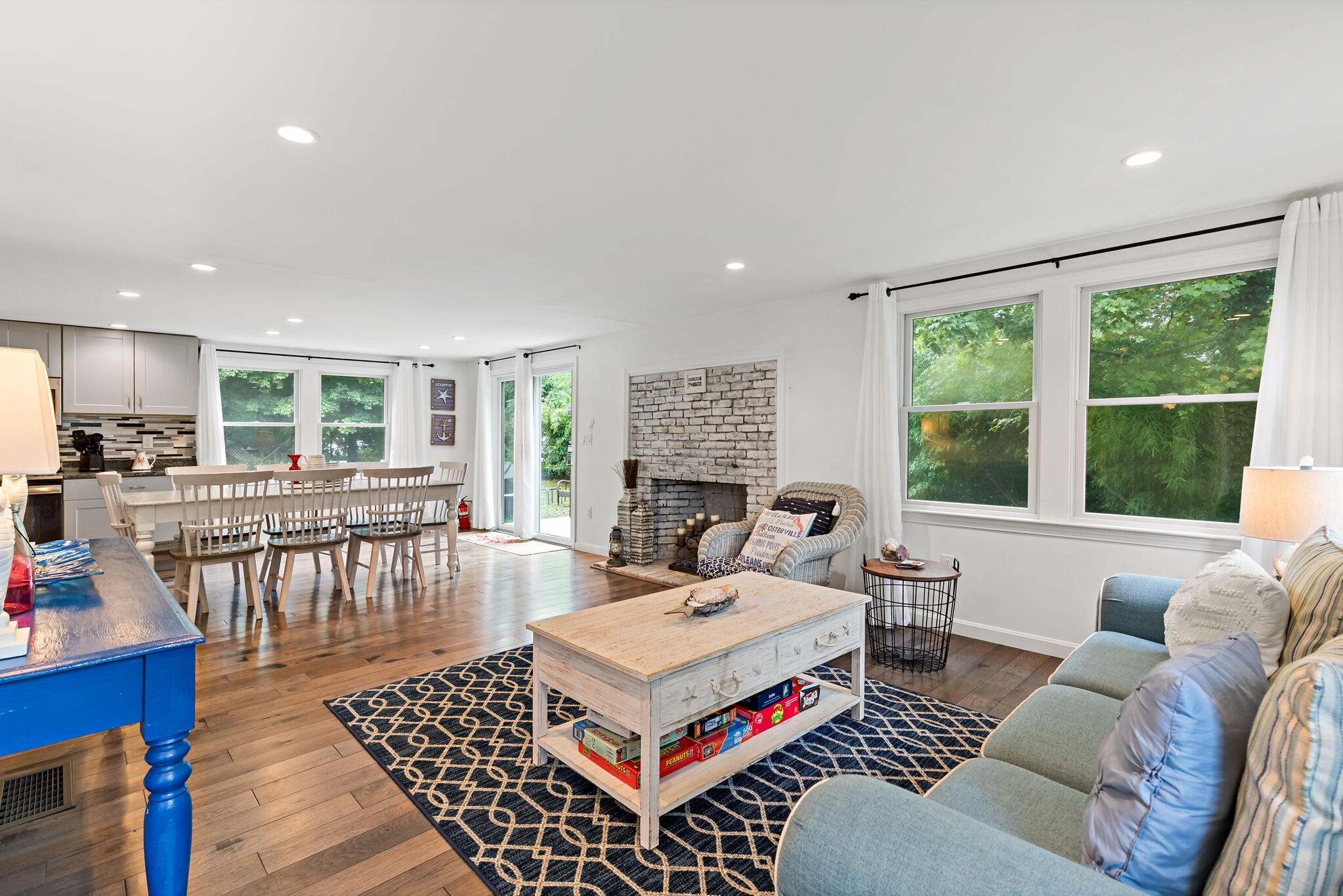 720 Massasoit Road Property Photo 17