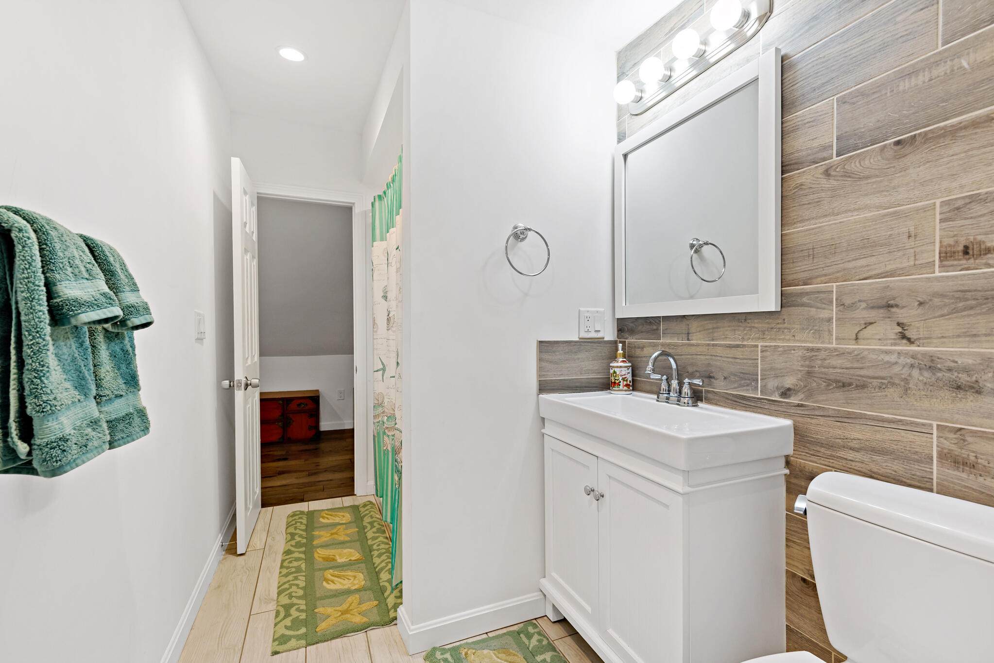 720 Massasoit Road Property Photo 39