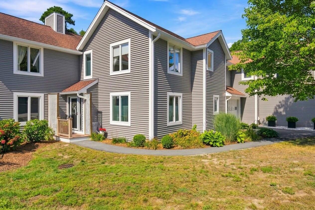 6 Aspen Road Property Photo 1