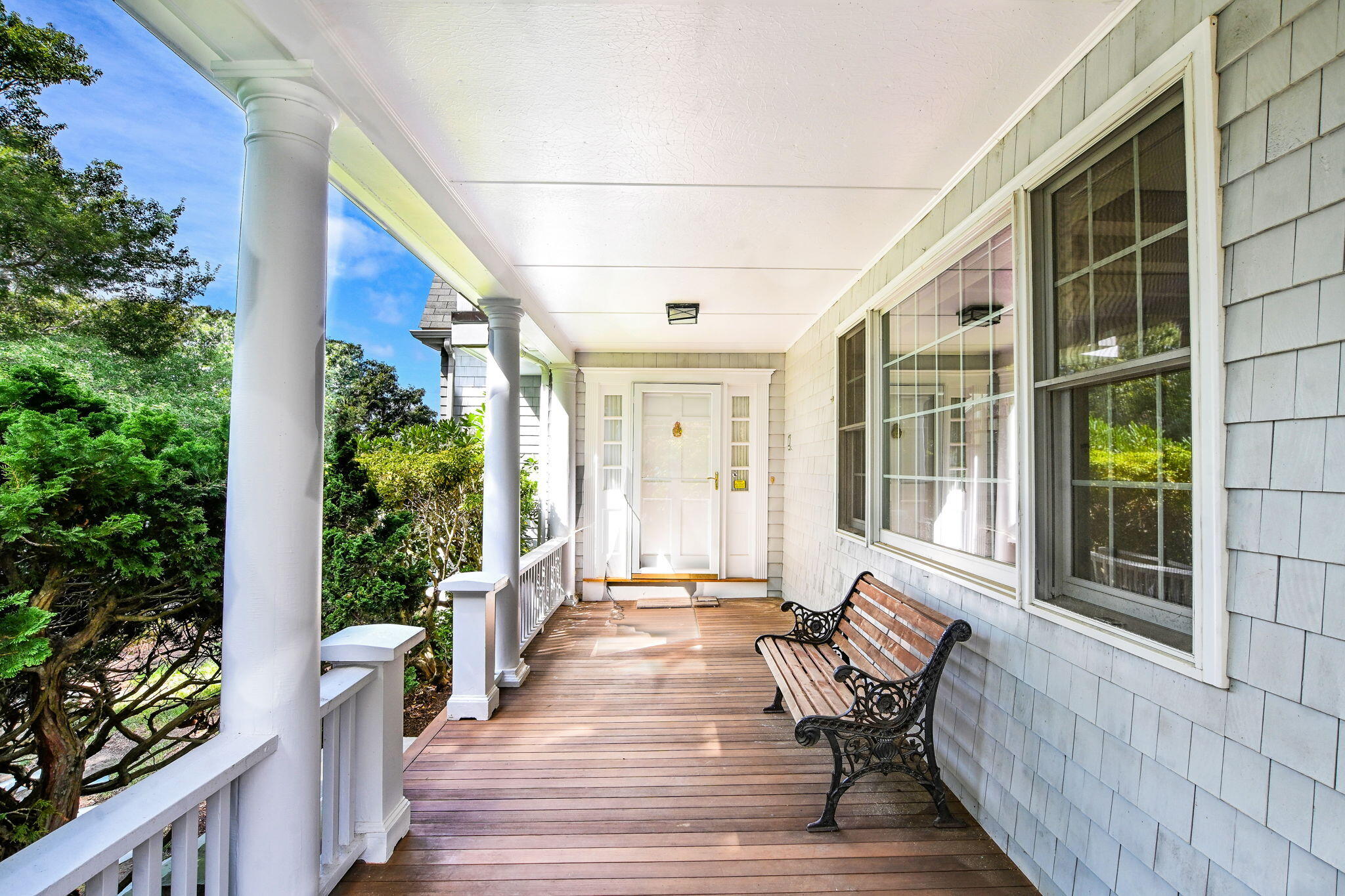 222 Sippewissett Road Property Photo 1