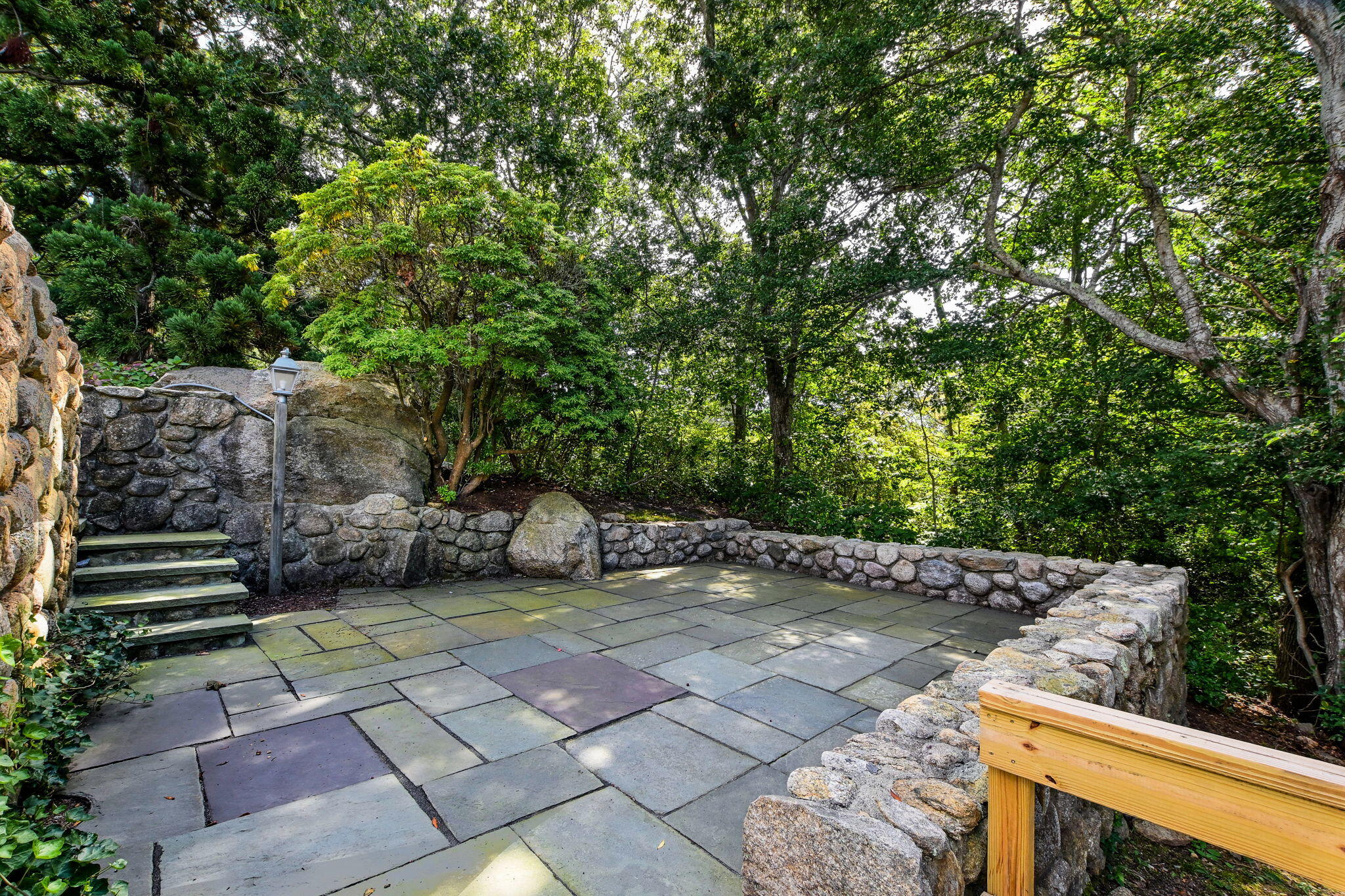 222 Sippewissett Road Property Photo 4