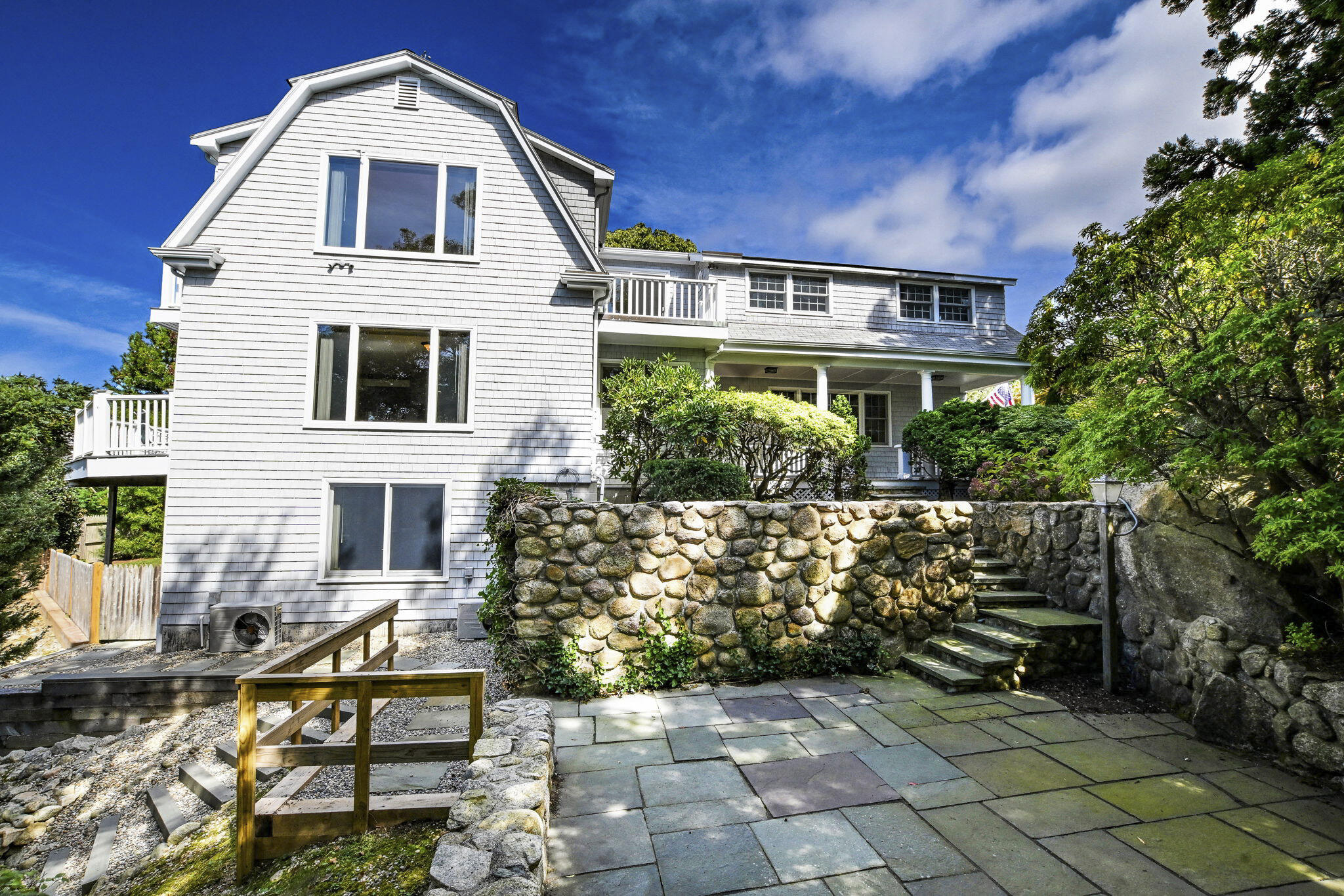 222 Sippewissett Road Property Photo 6