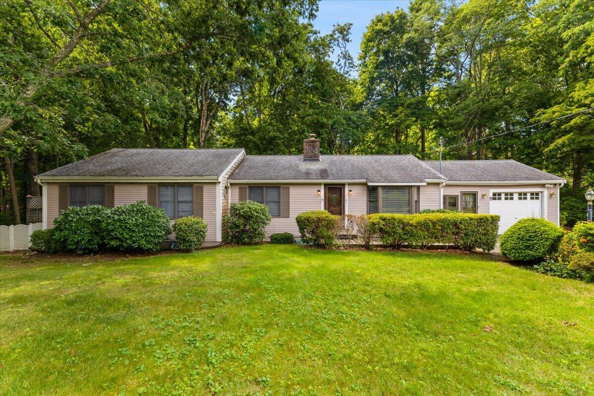 8 Clay Pond Road Property Photo 1