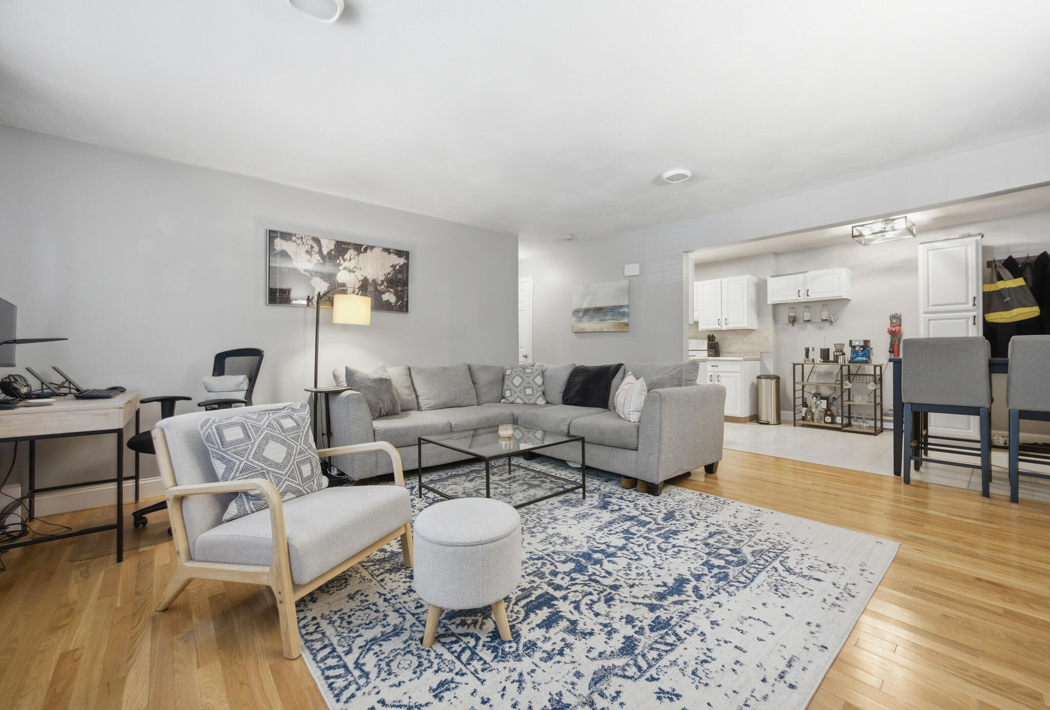 207 Samoset Street APT B16 Property Photo 1