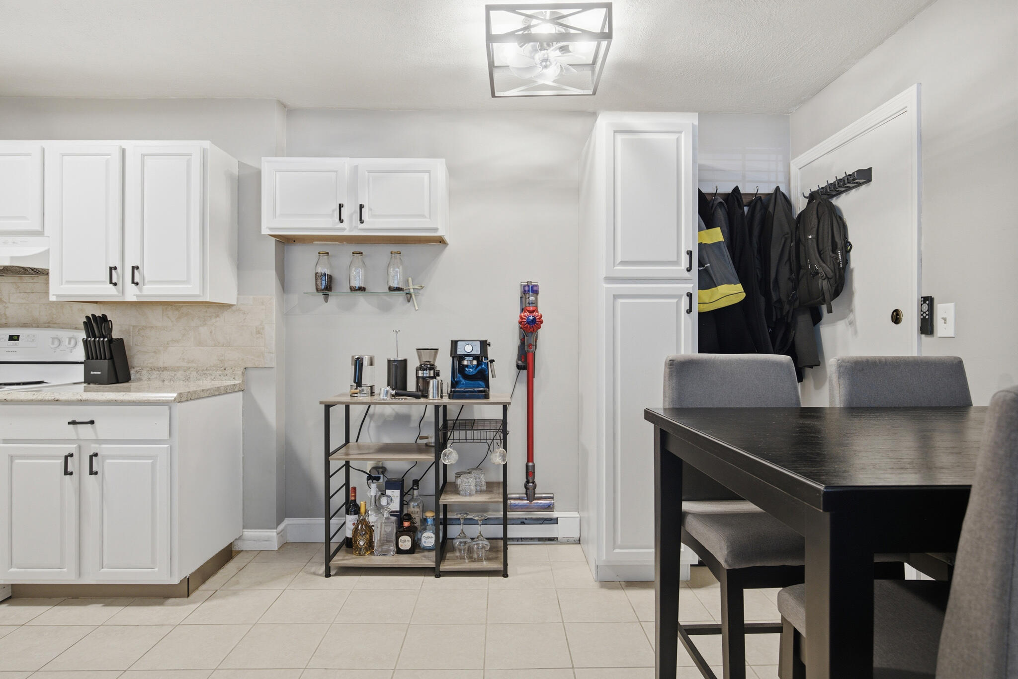 207 Samoset Street Apt B16 Property Photo 9