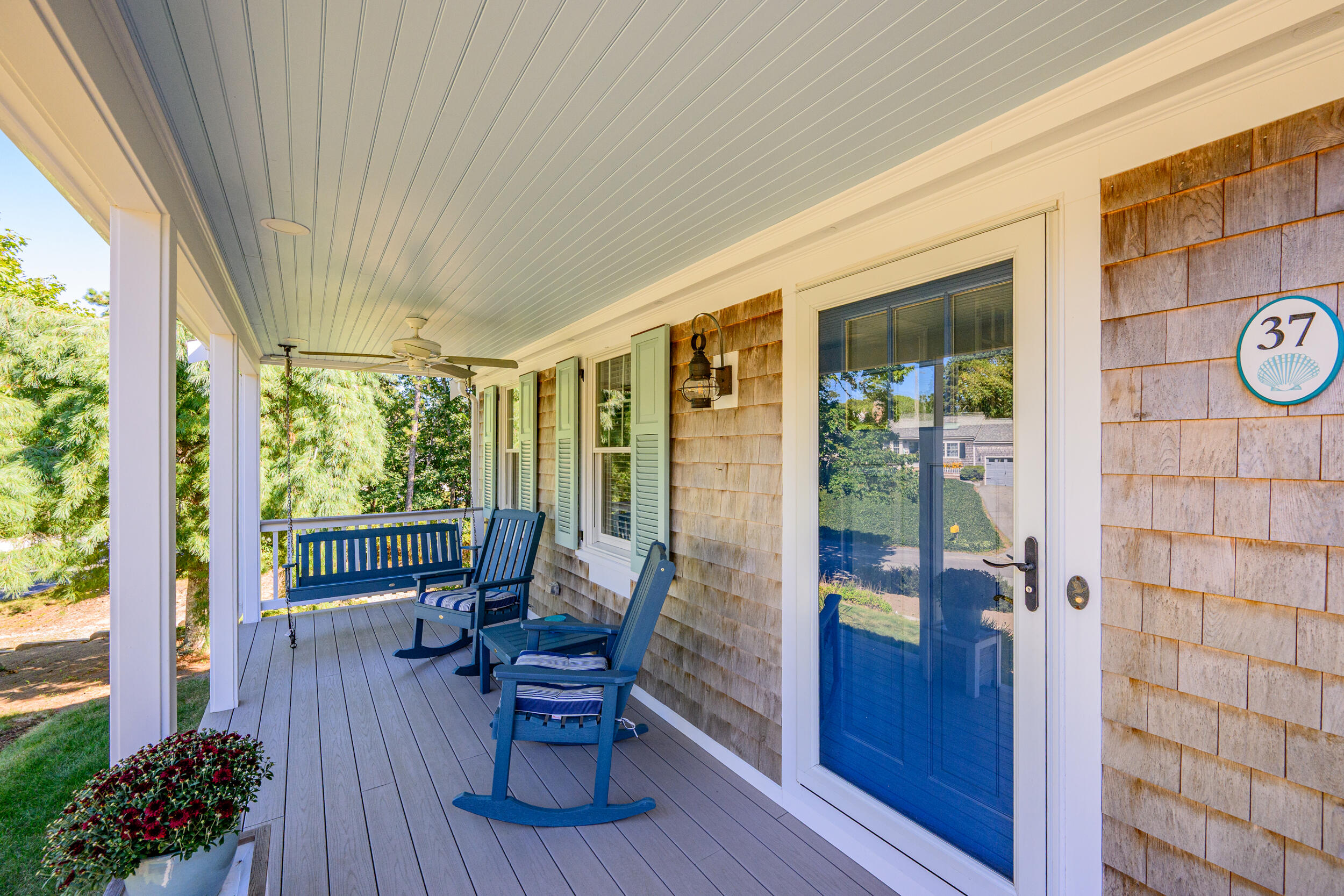 37 Glenwood Drive Property Photo 3