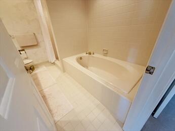 40 Fairway Drive # 40 Property Photo 17