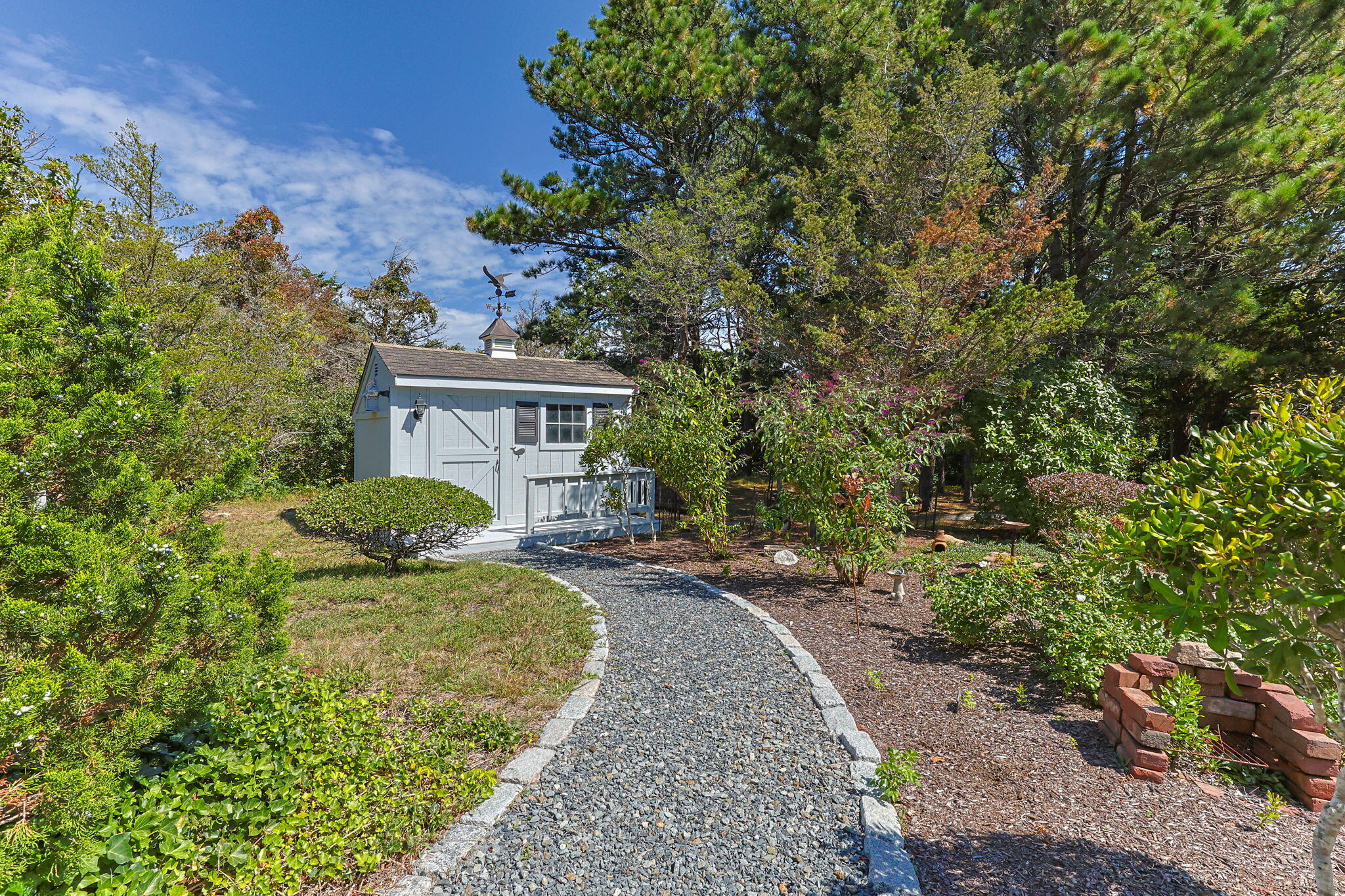 350 Shurtleff Road Property Photo 10