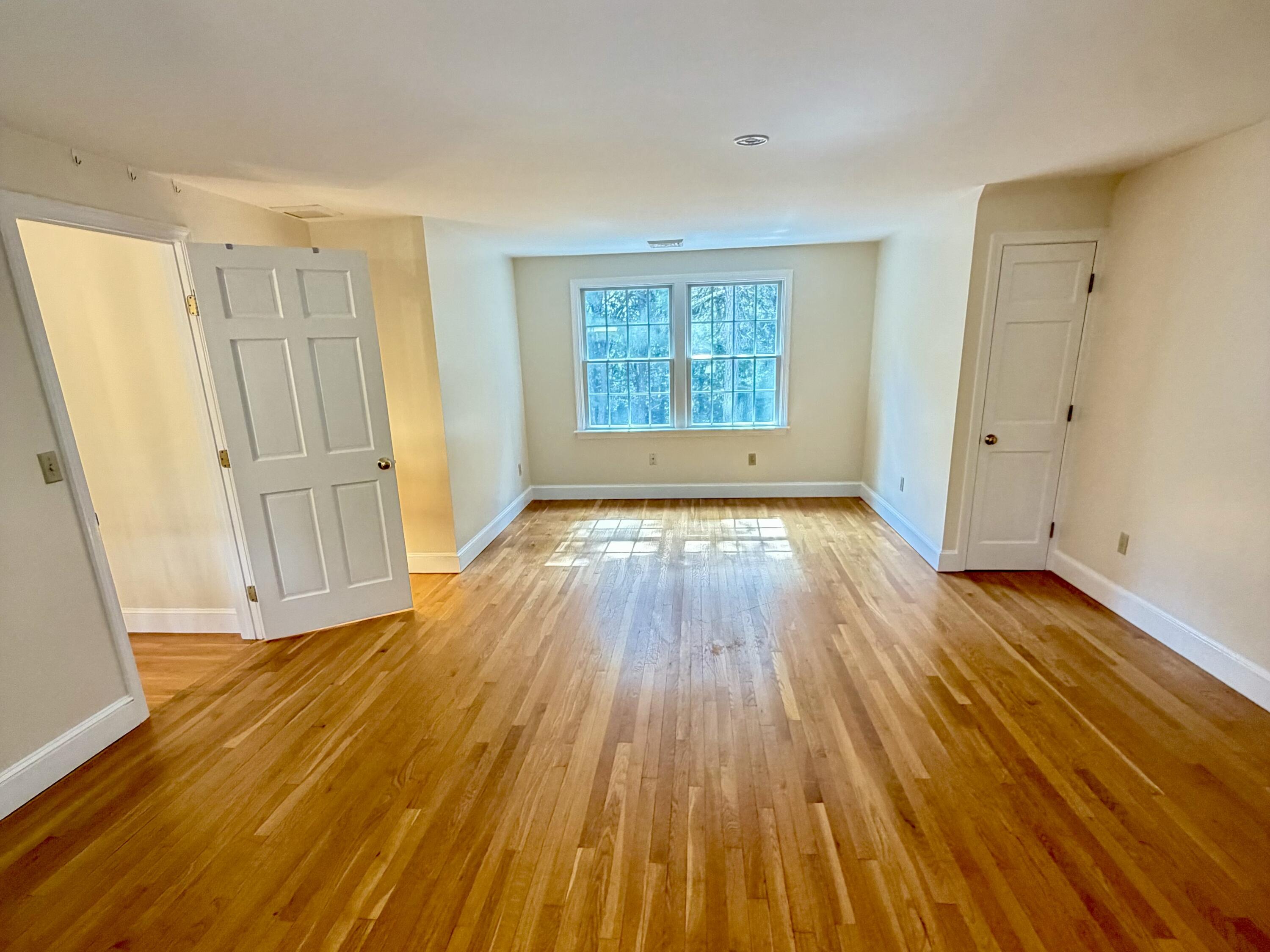 33 Farm Lane Property Photo 28