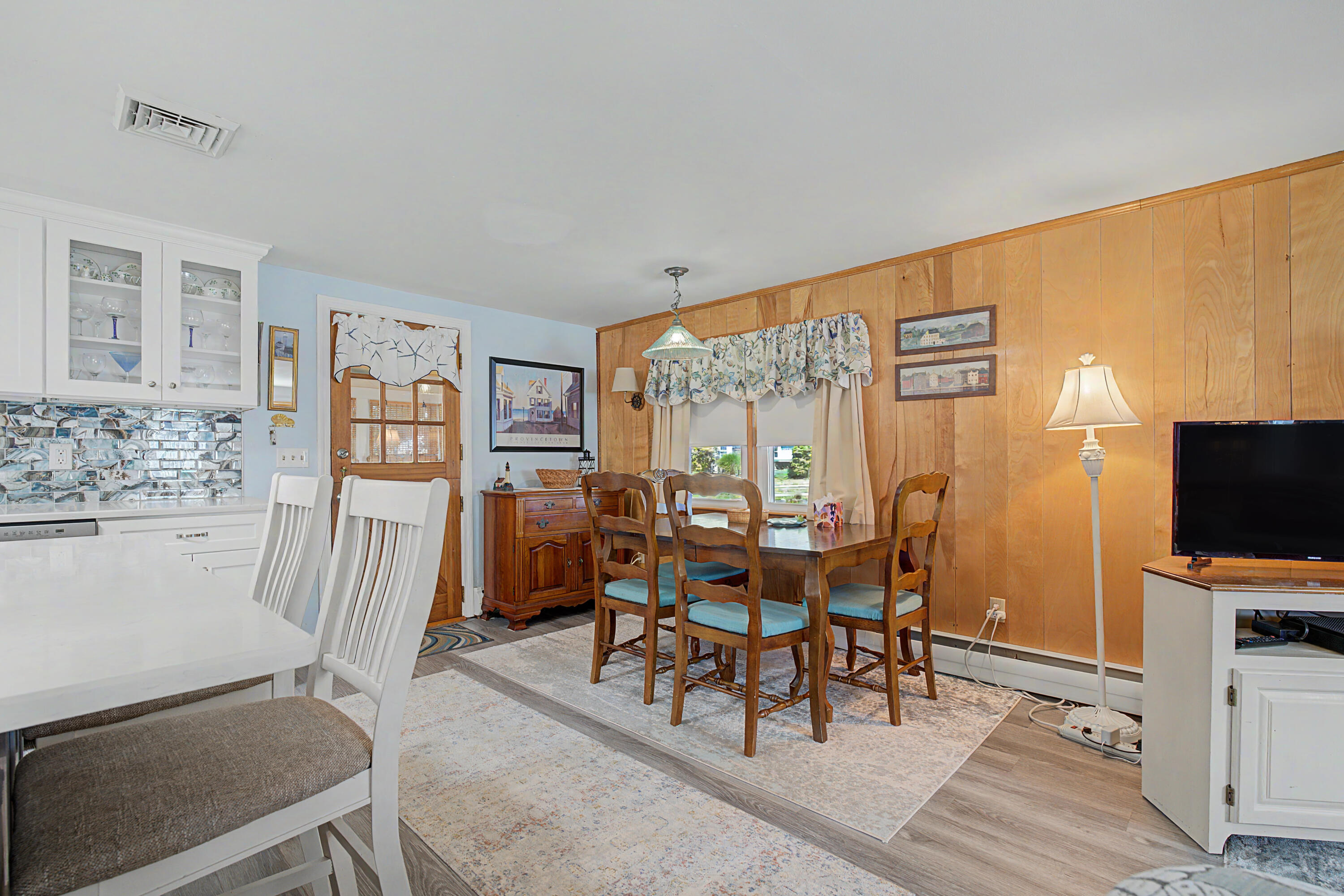 239 Swan River Road Property Photo 16