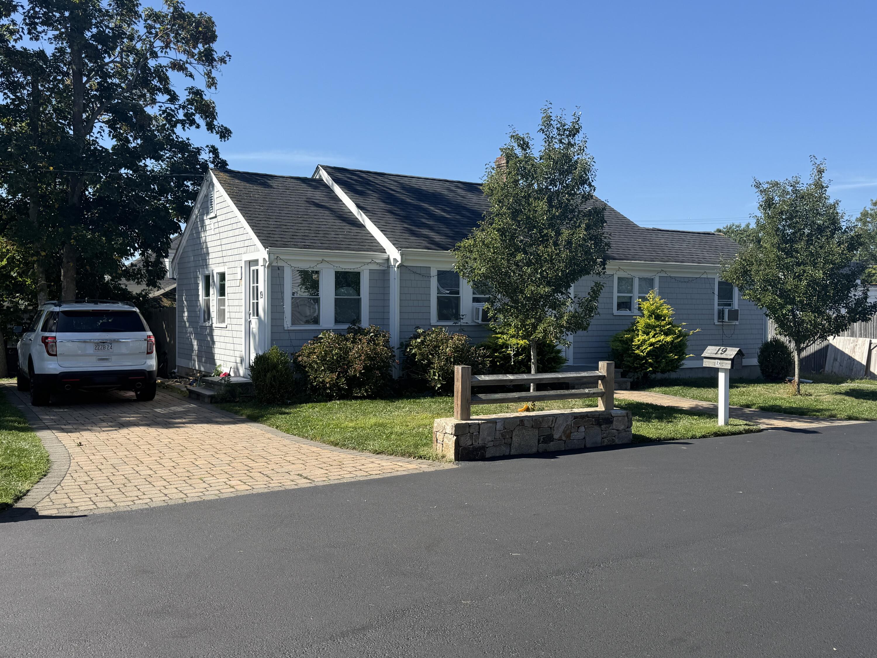 19 Spring Street Property Photo 1