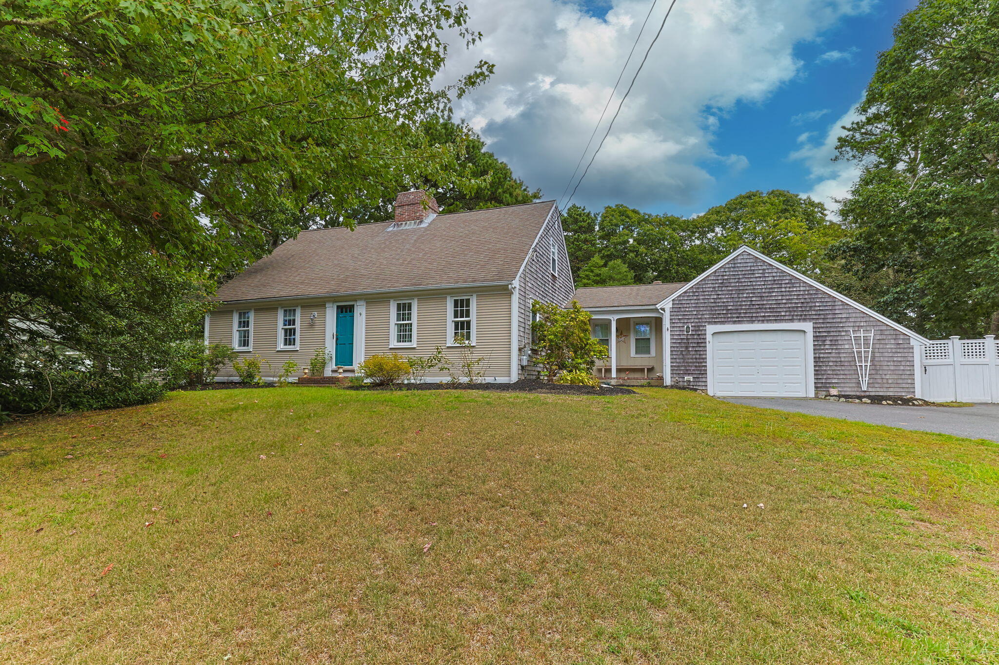 9 Wesquansett Road Property Photo 1