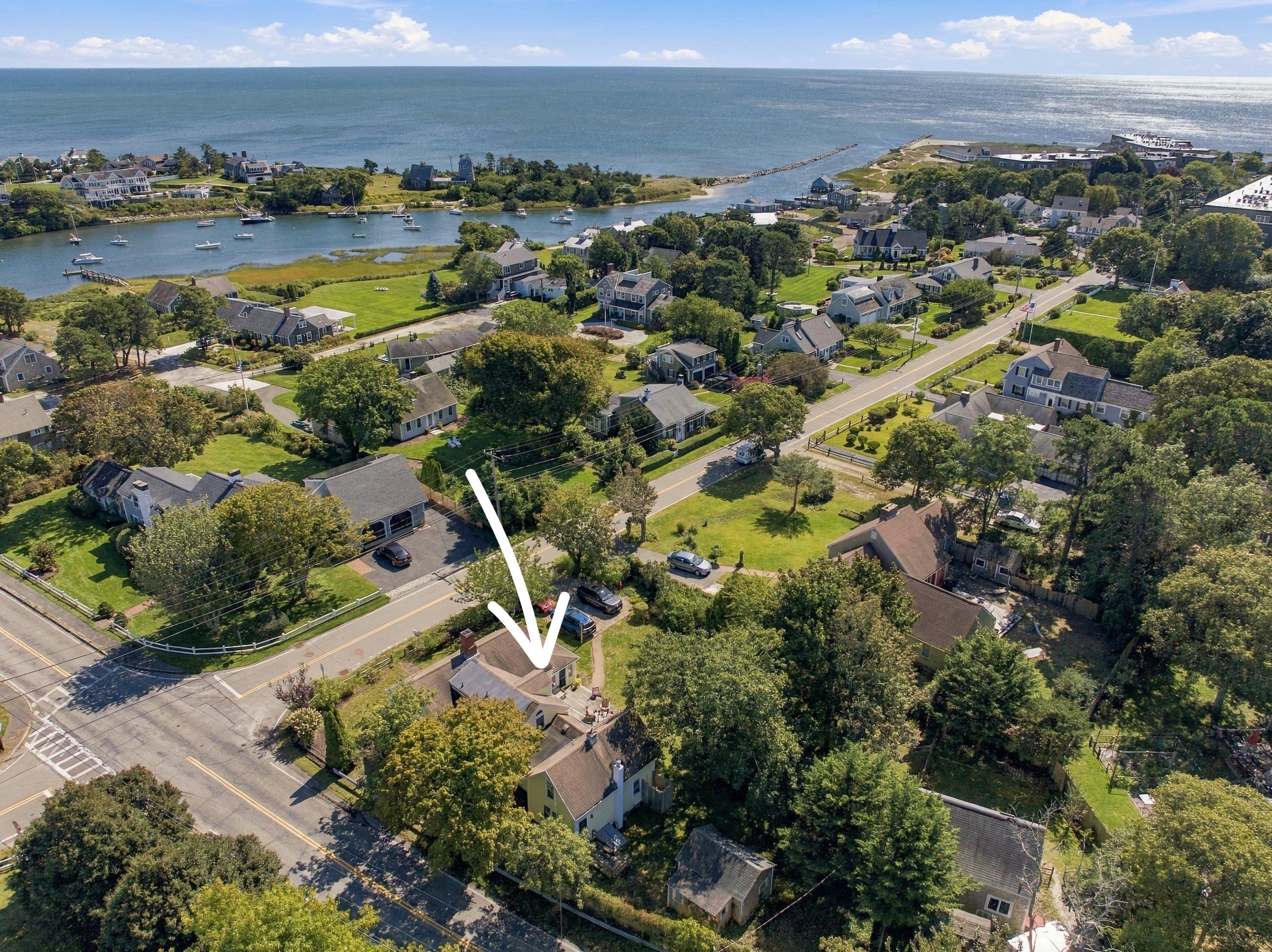 48 Riverside Drive Property Photo 1