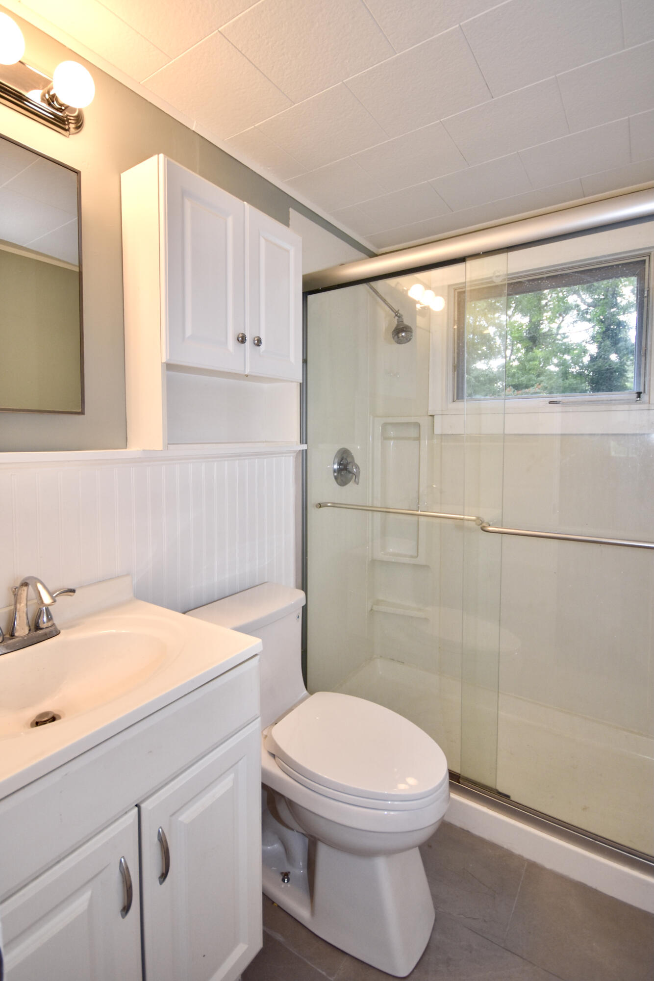 12 Lake Road E Property Photo 7