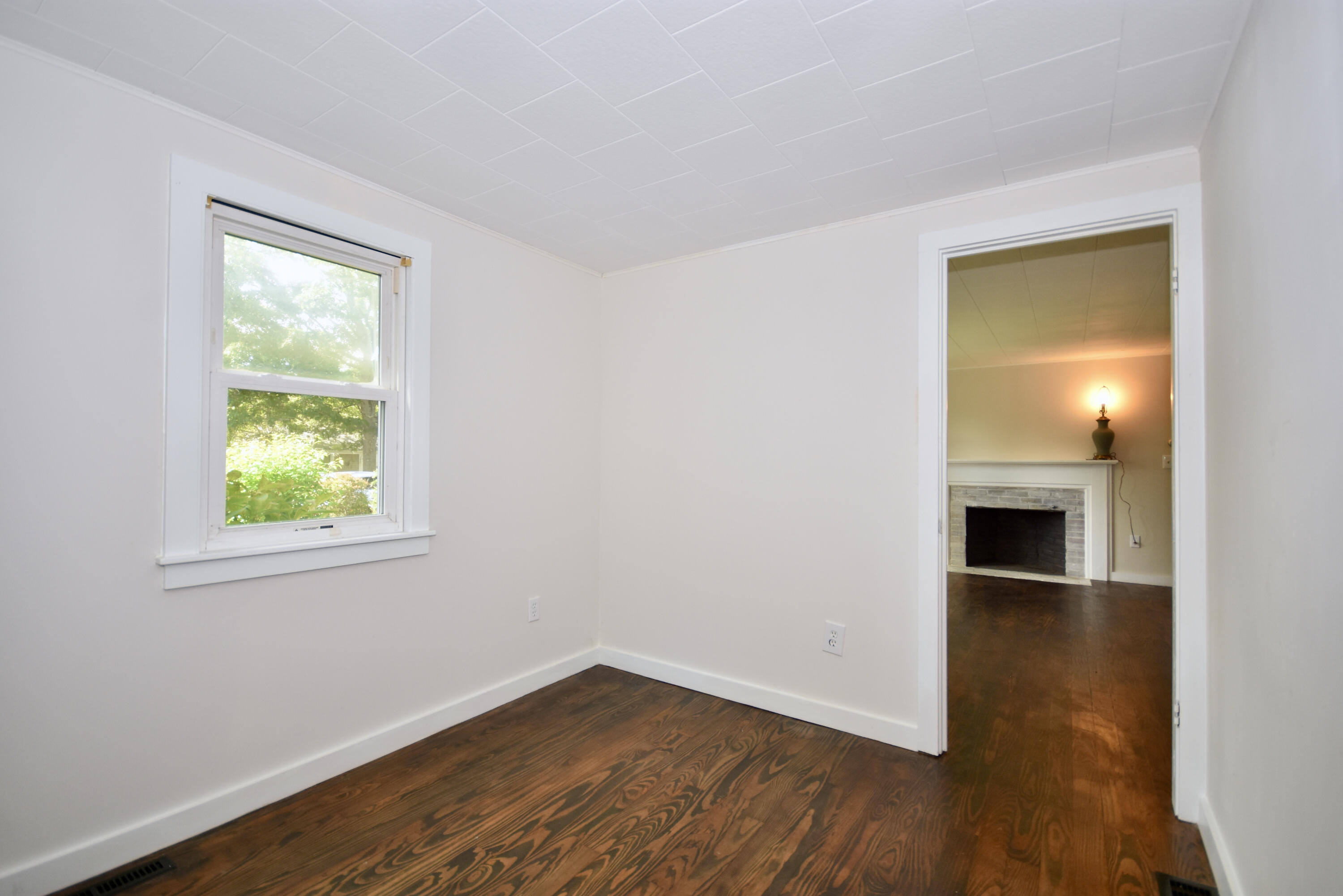 12 Lake Road E Property Photo 10