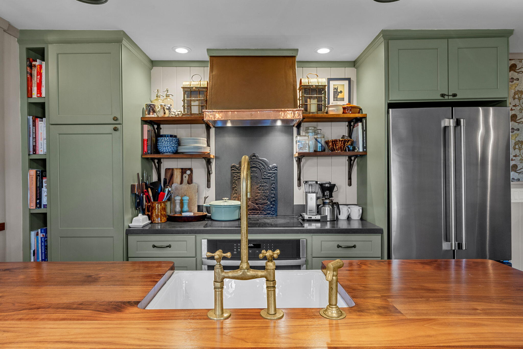 9 Bangs Street Unit 1 Property Photo 7