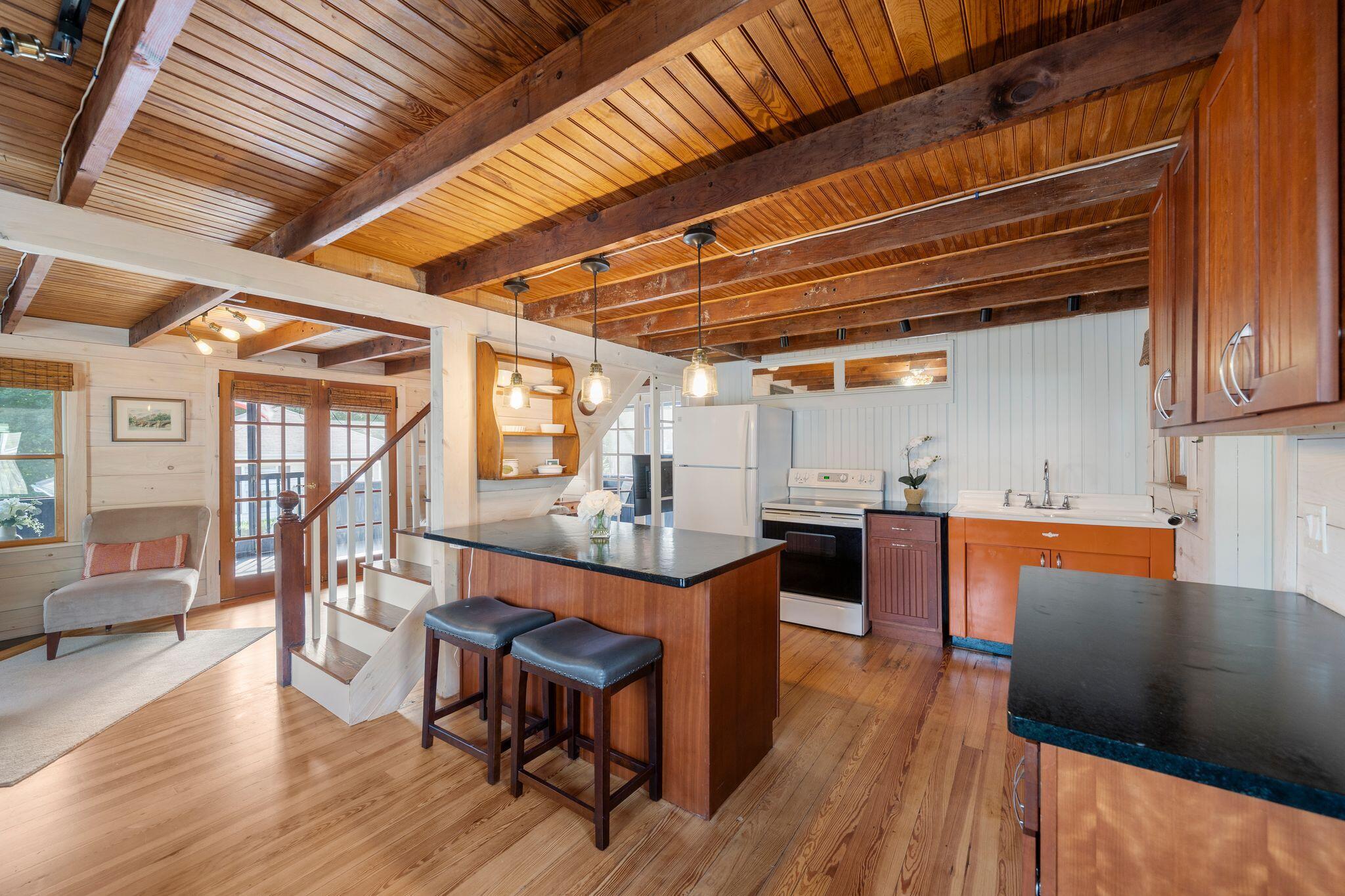 12 Holmes Avenue Property Photo 1